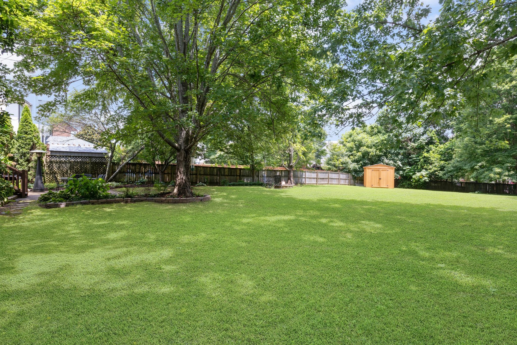 320 Dandridge Dr