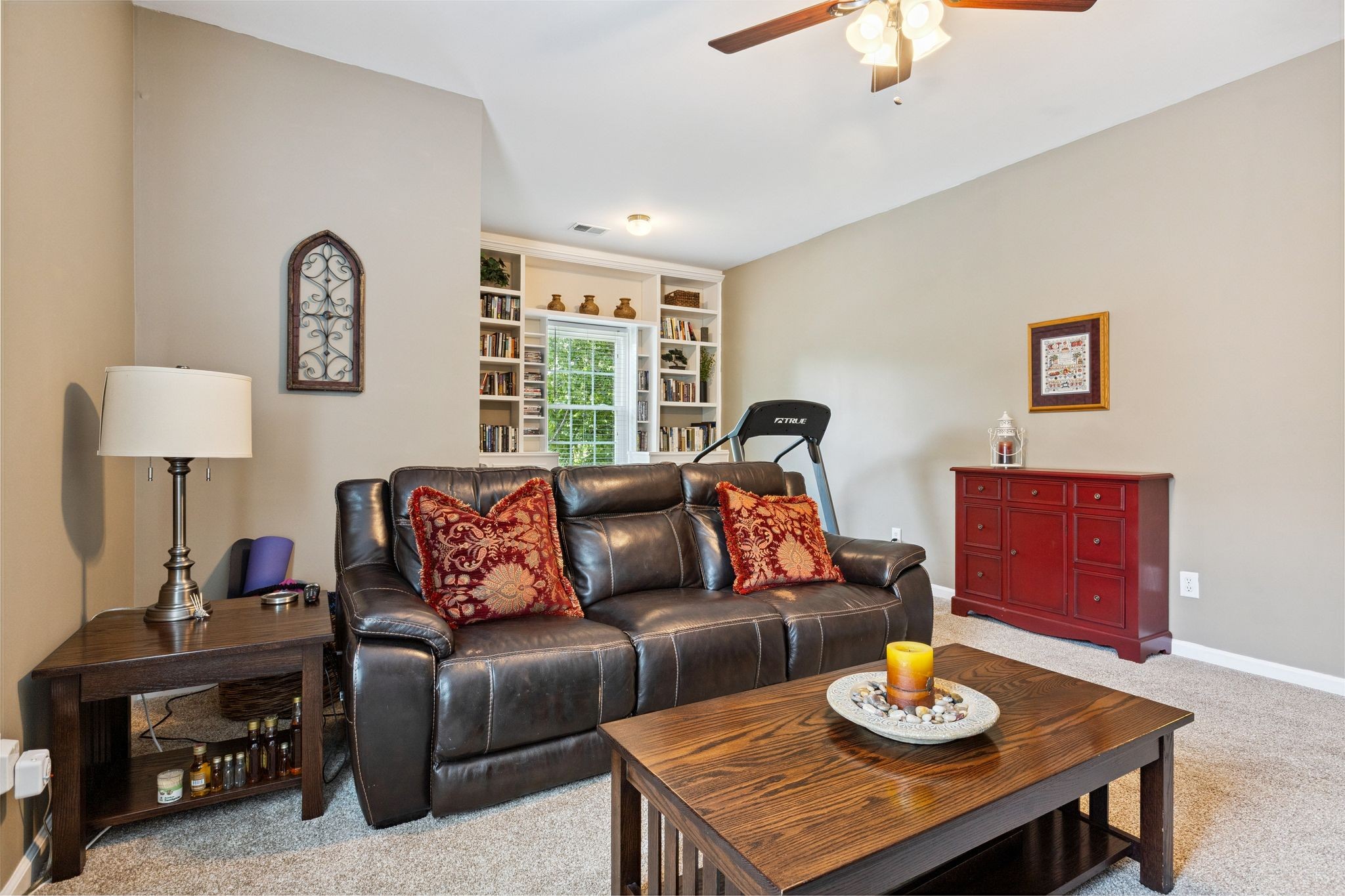 320 Dandridge Dr