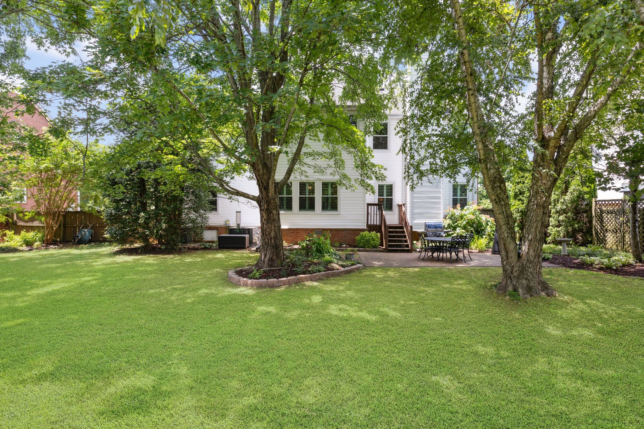 320 Dandridge Dr