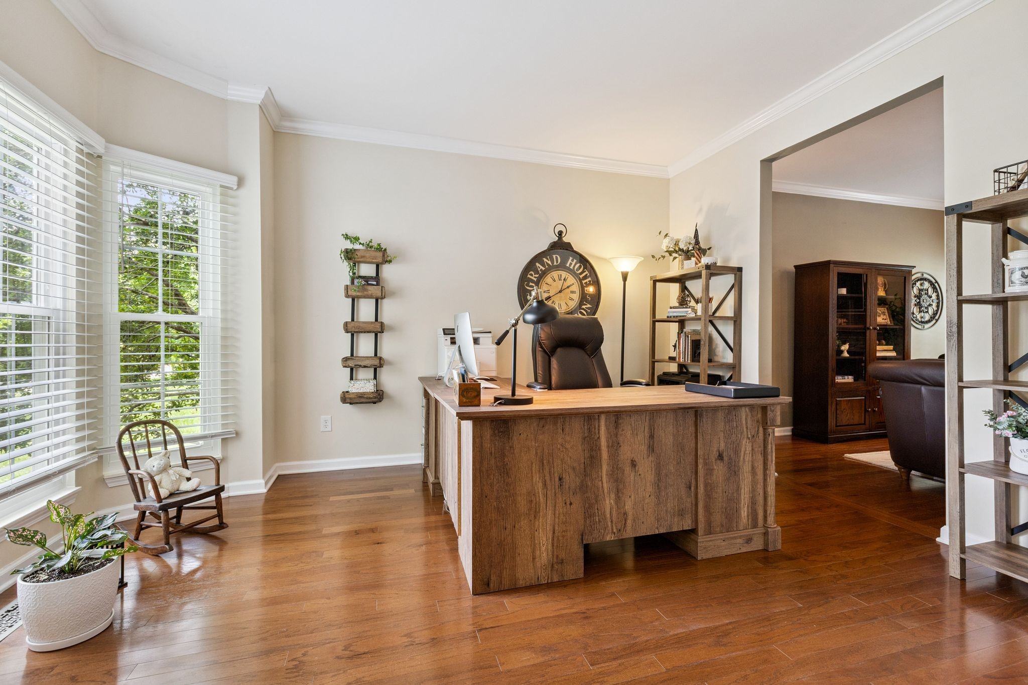 320 Dandridge Dr