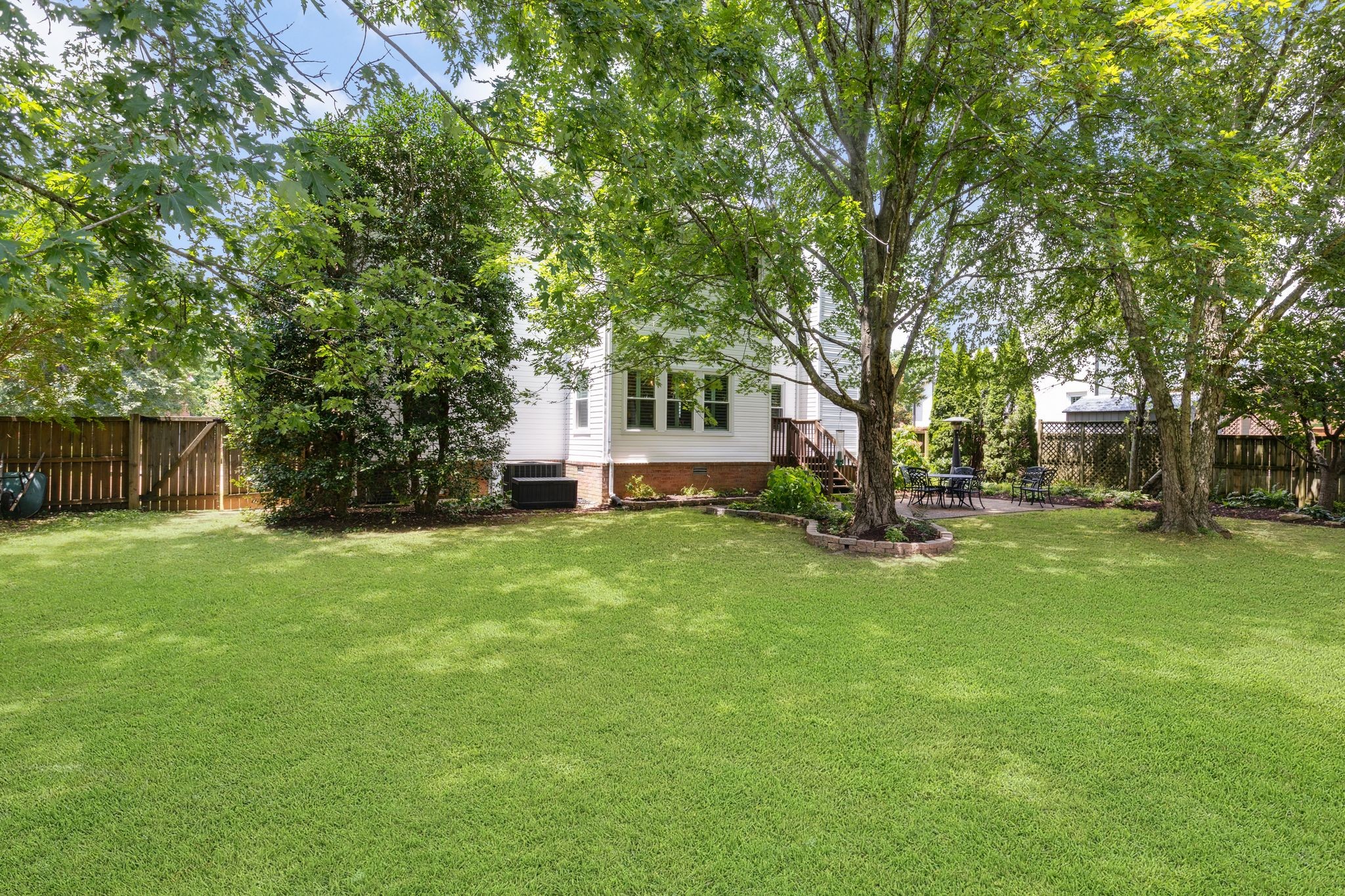320 Dandridge Dr