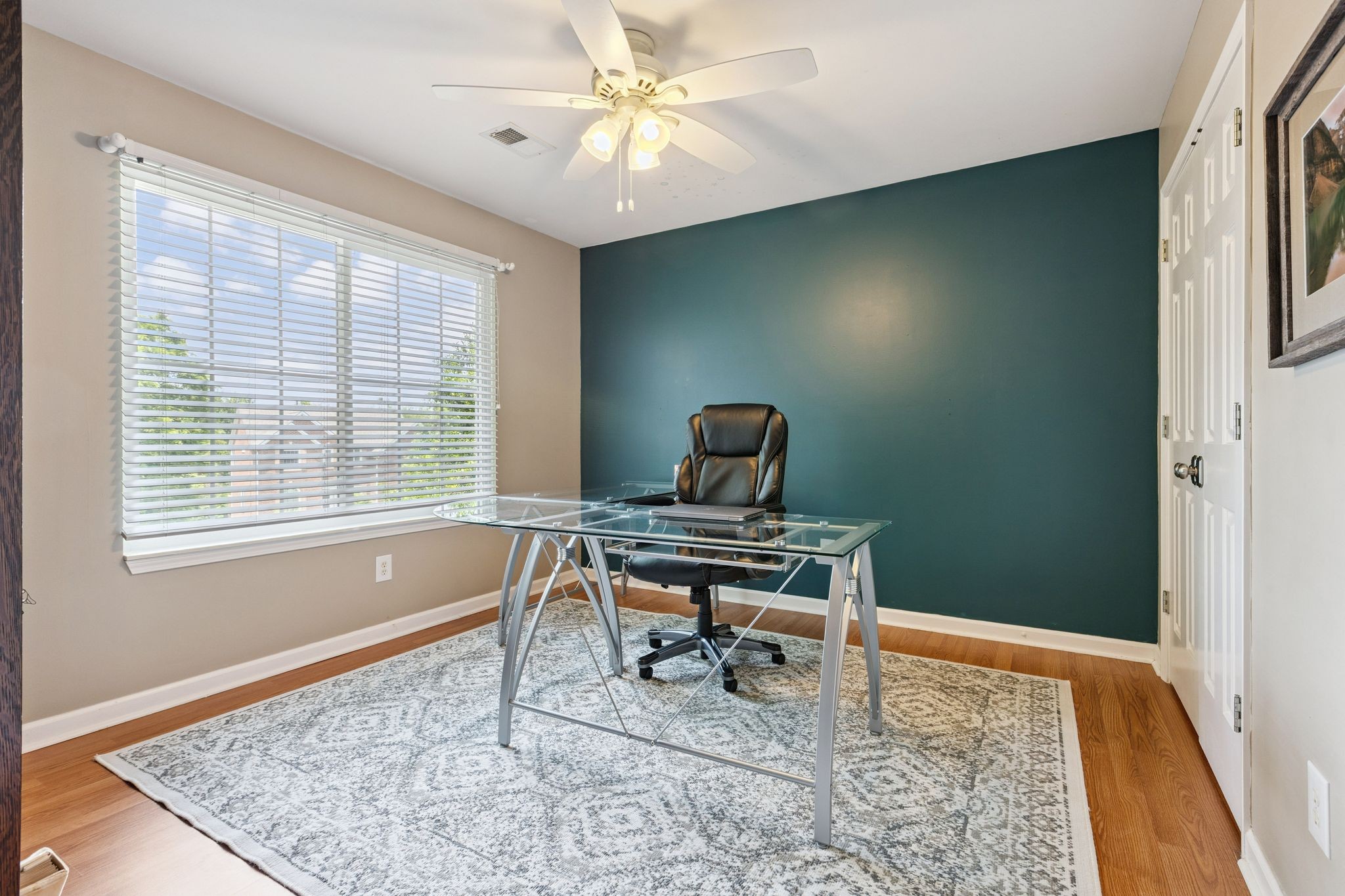320 Dandridge Dr