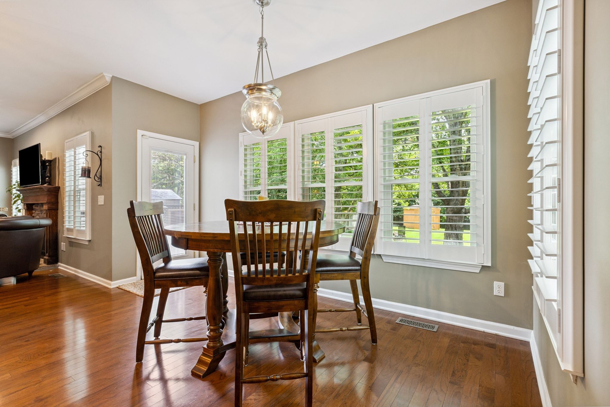 320 Dandridge Dr