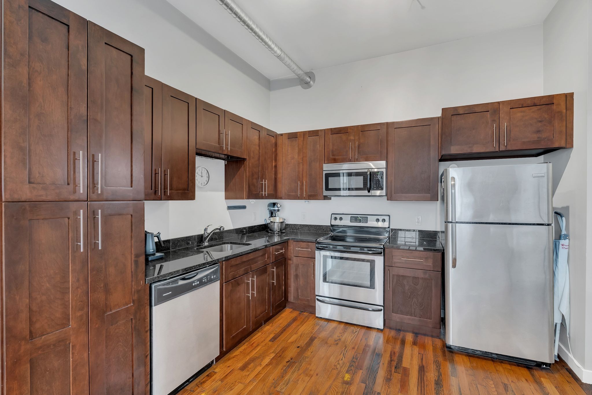 706 Taylor St Unit: 102