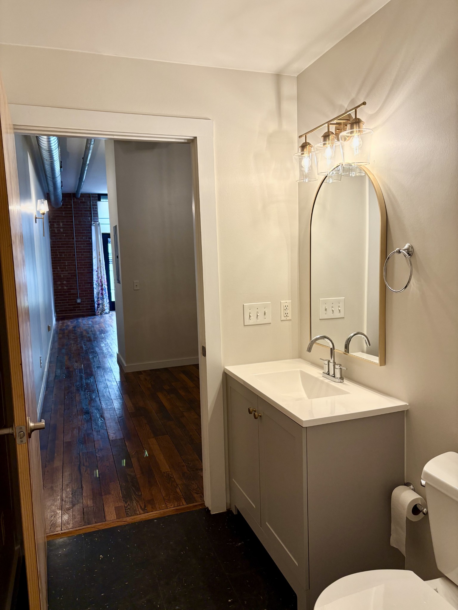 706 Taylor St Unit: 102