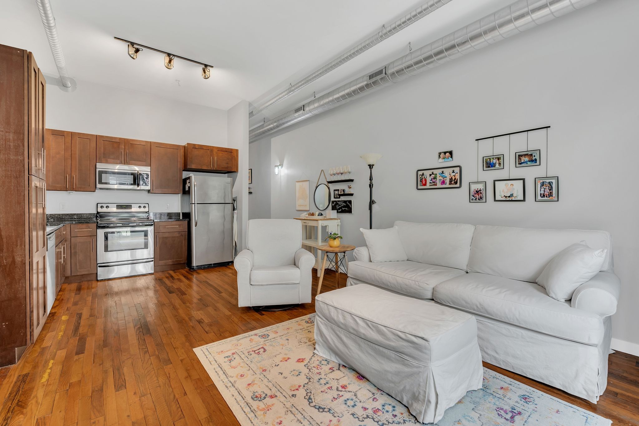 706 Taylor St Unit: 102