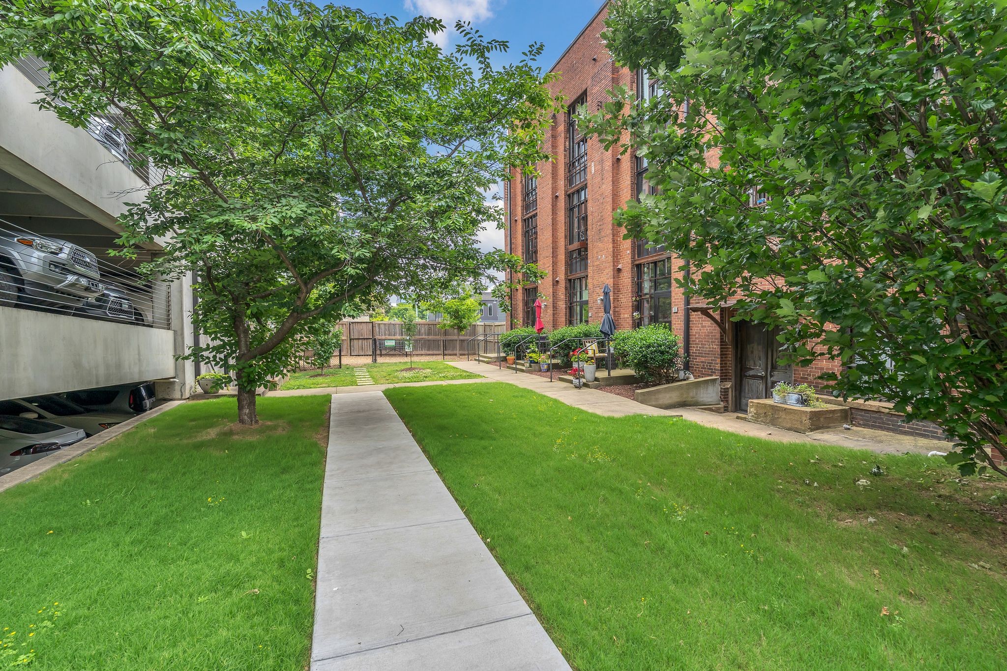 706 Taylor St Unit: 102