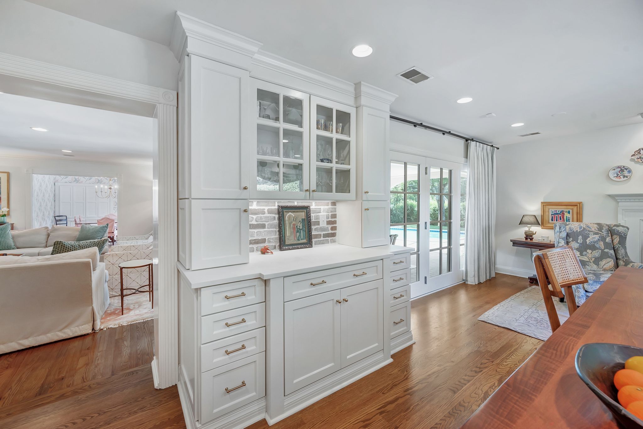 219 Hillwood Blvd