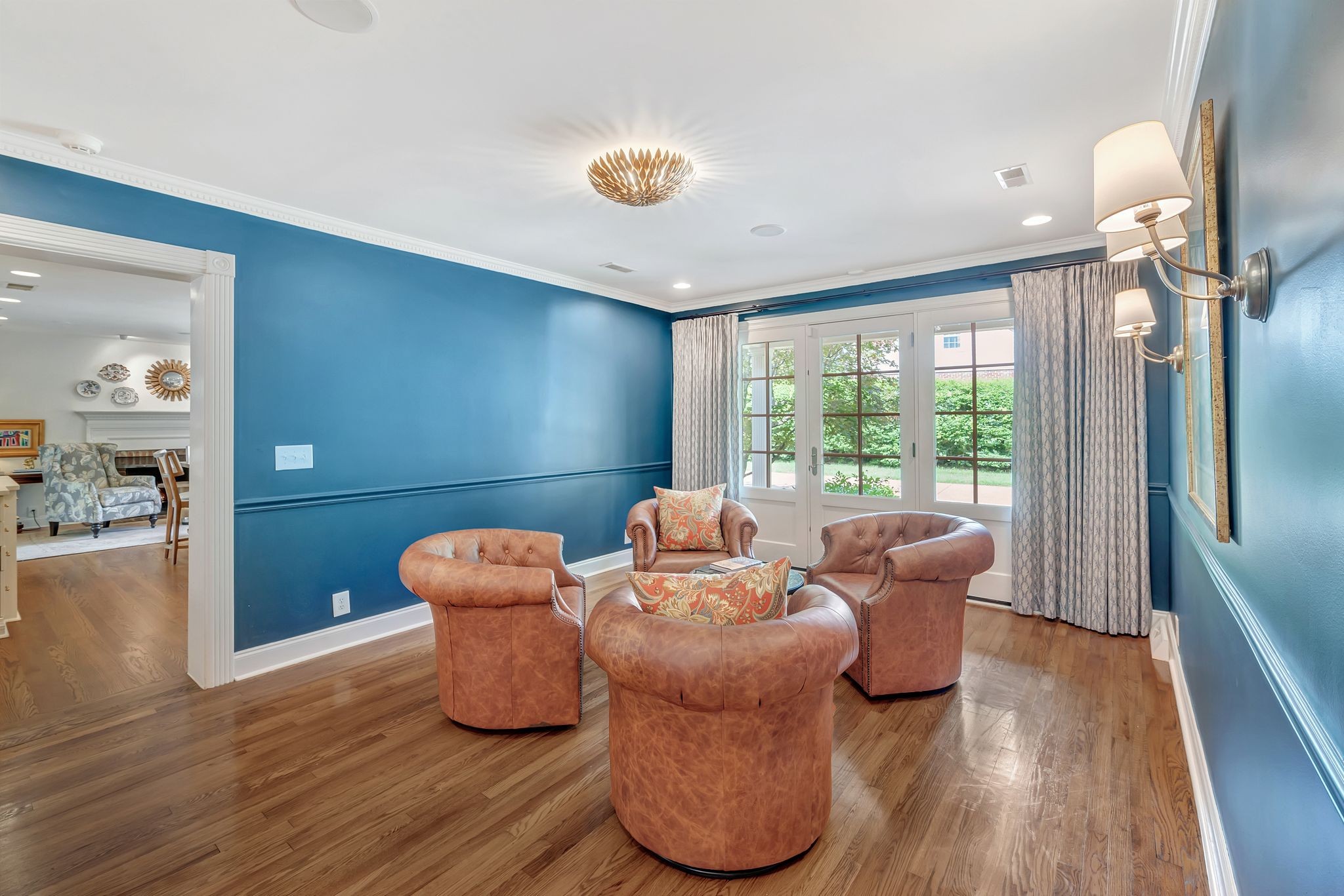 219 Hillwood Blvd