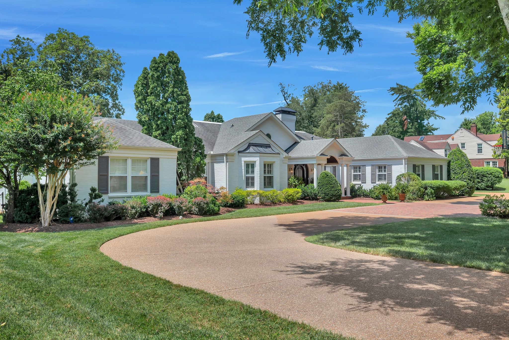 219 Hillwood Blvd