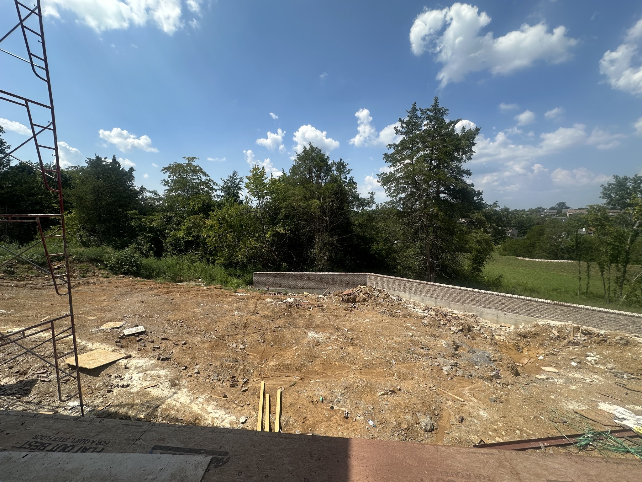 1647 Heartwood Ln