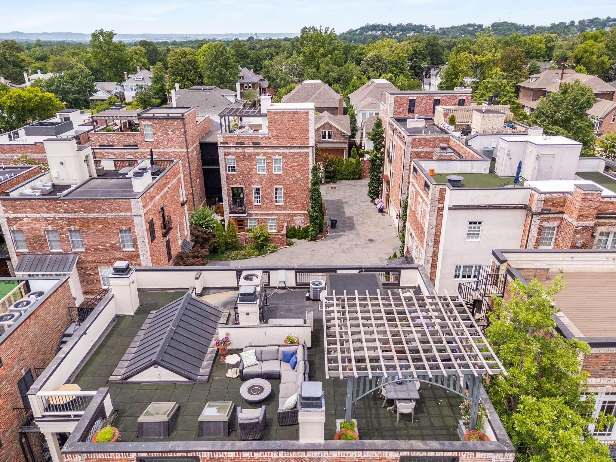 103 West End