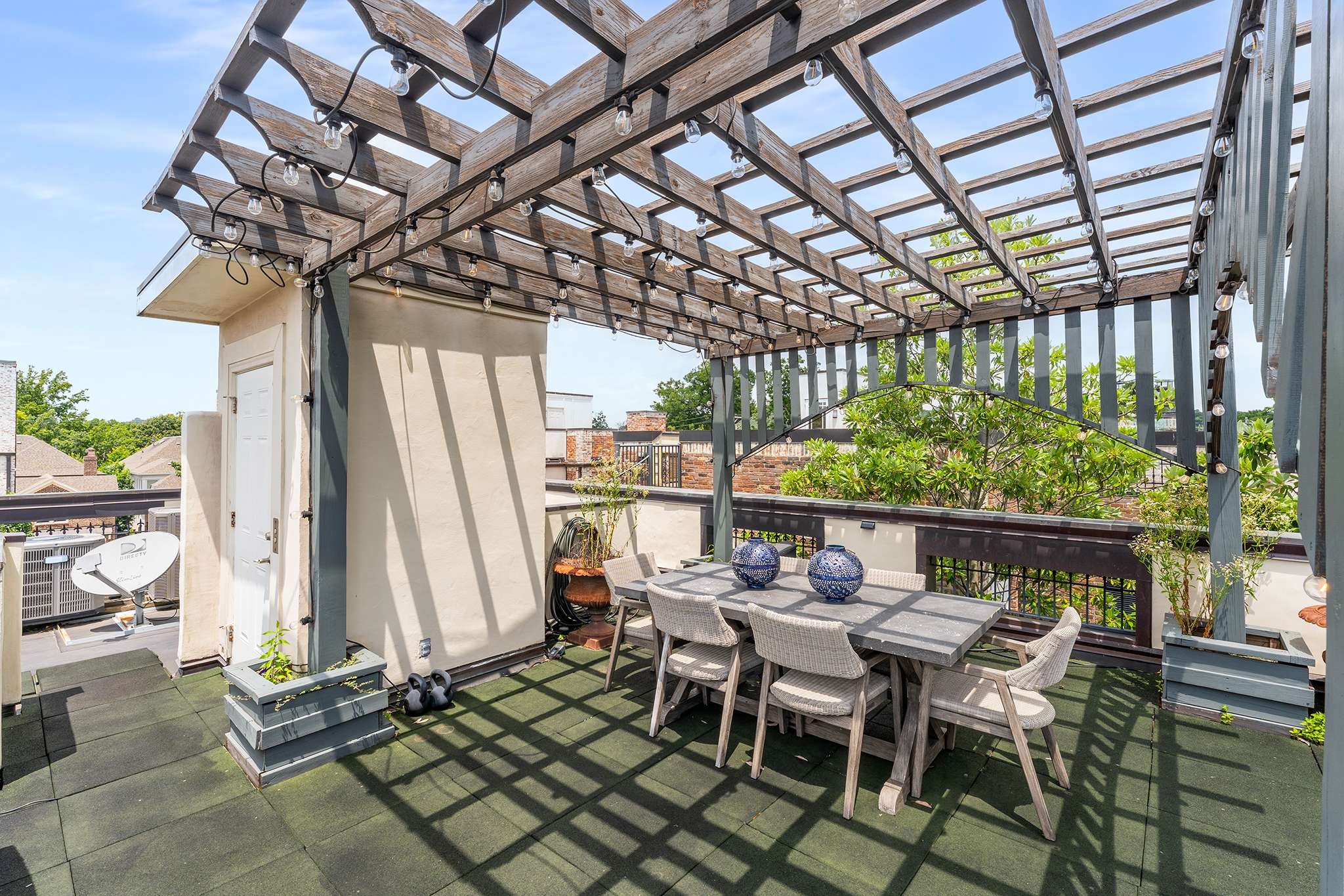 103 West End