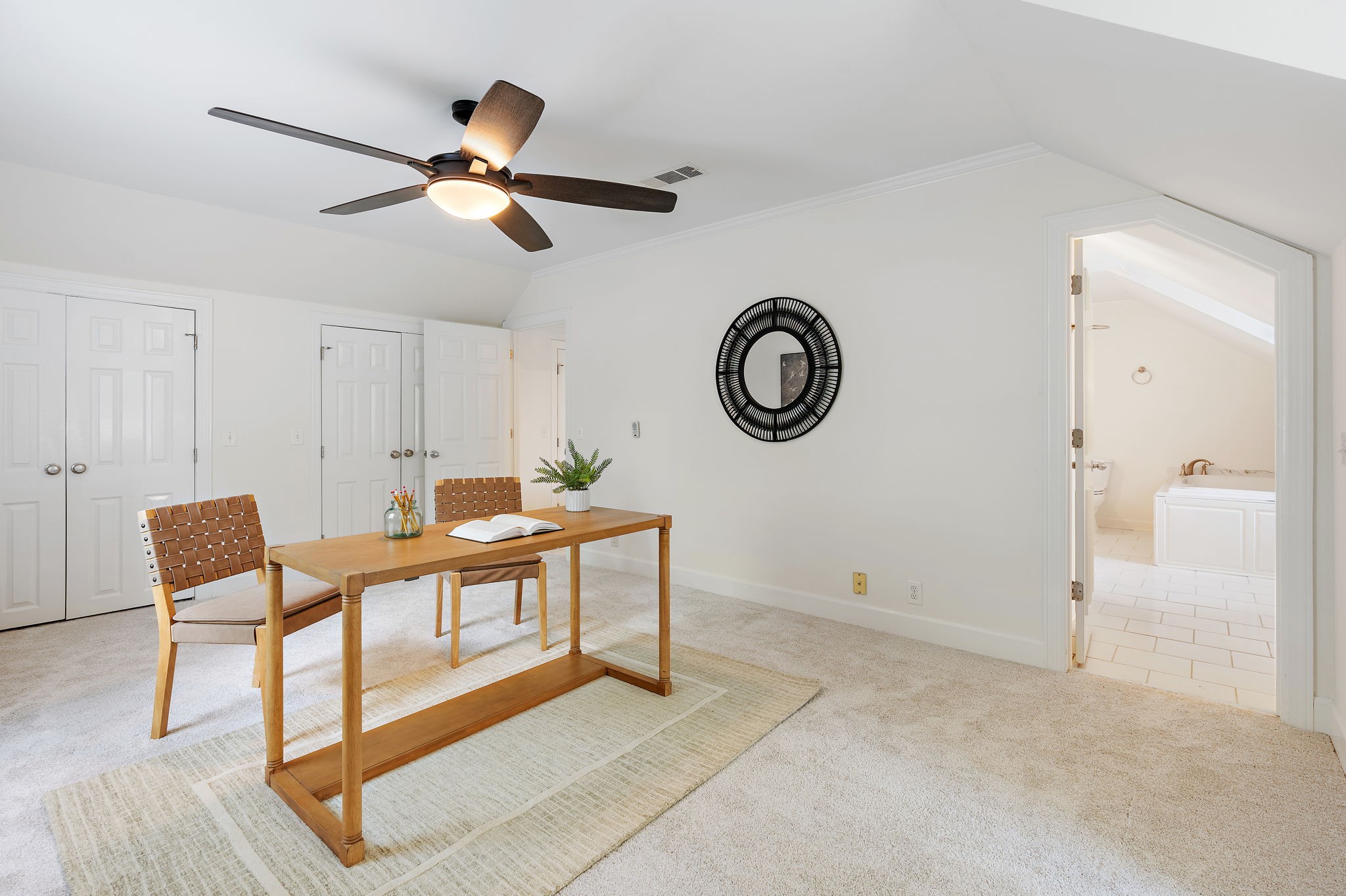 206 La Vista Drive