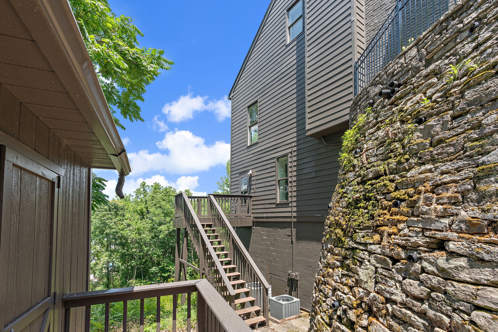 206 La Vista Drive