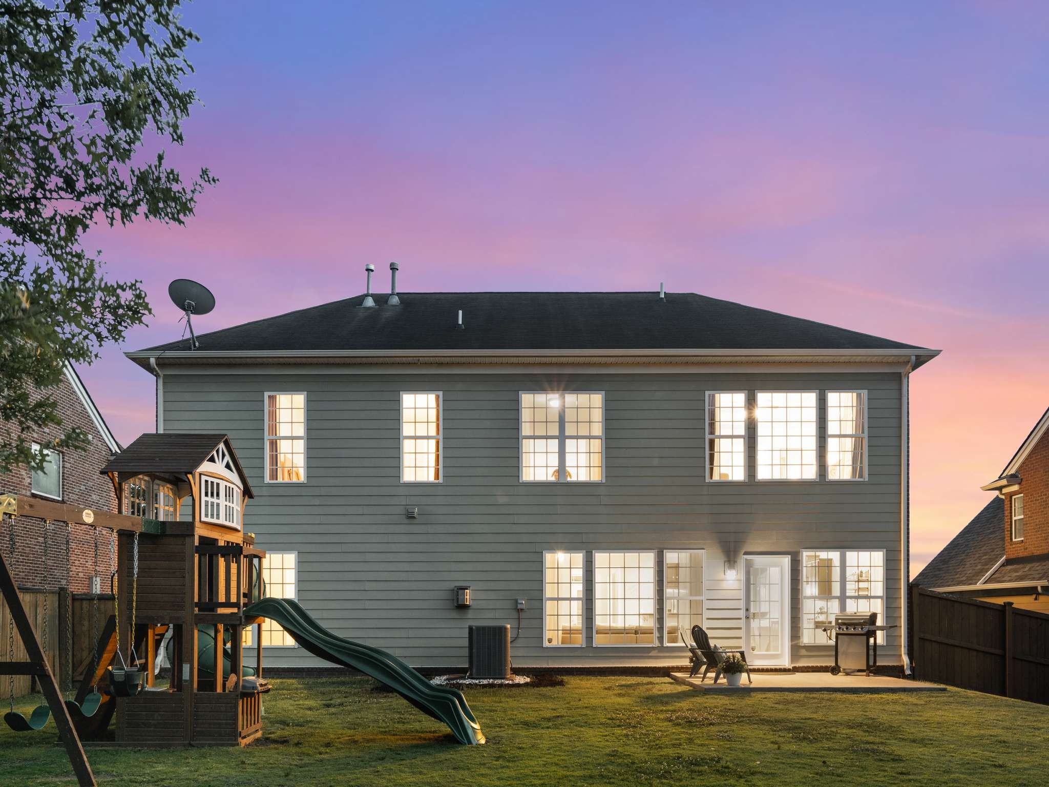 308 Valleyview Dr