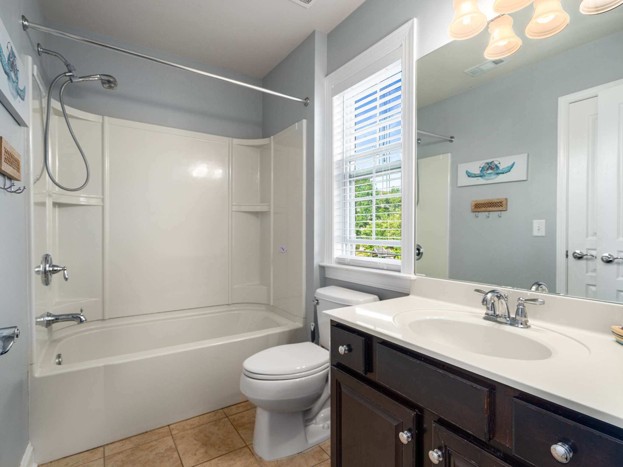 308 Valleyview Dr