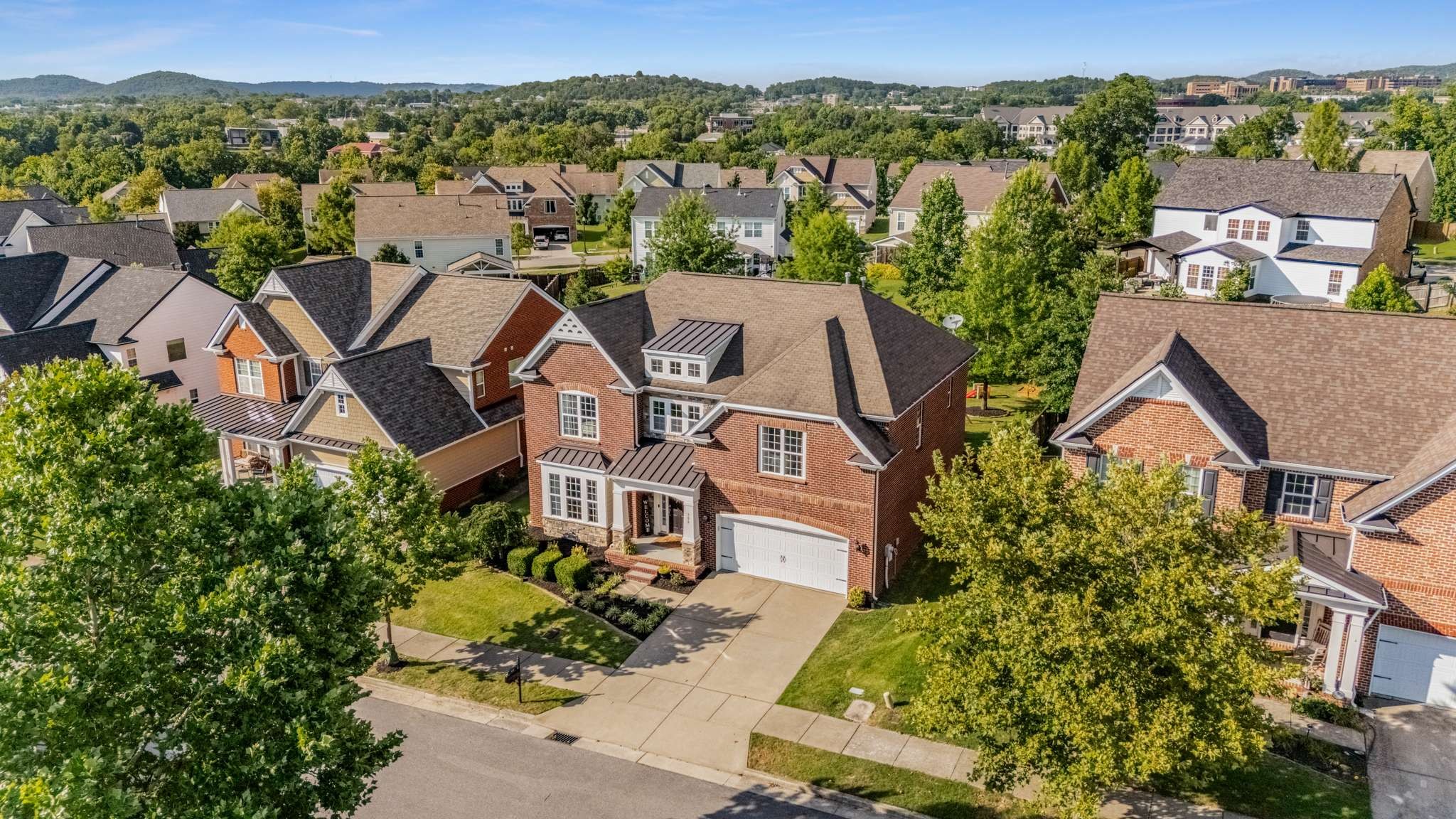 308 Valleyview Dr