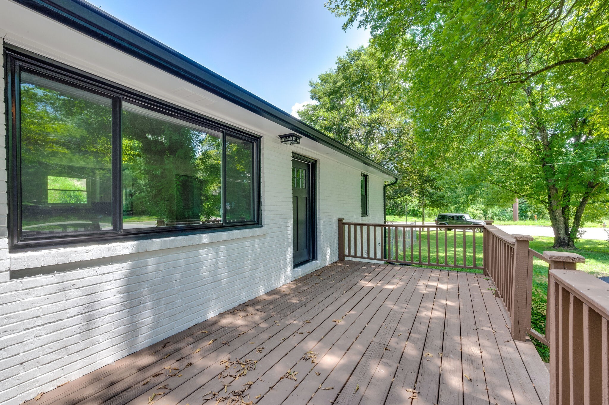 928 Battlefield Dr