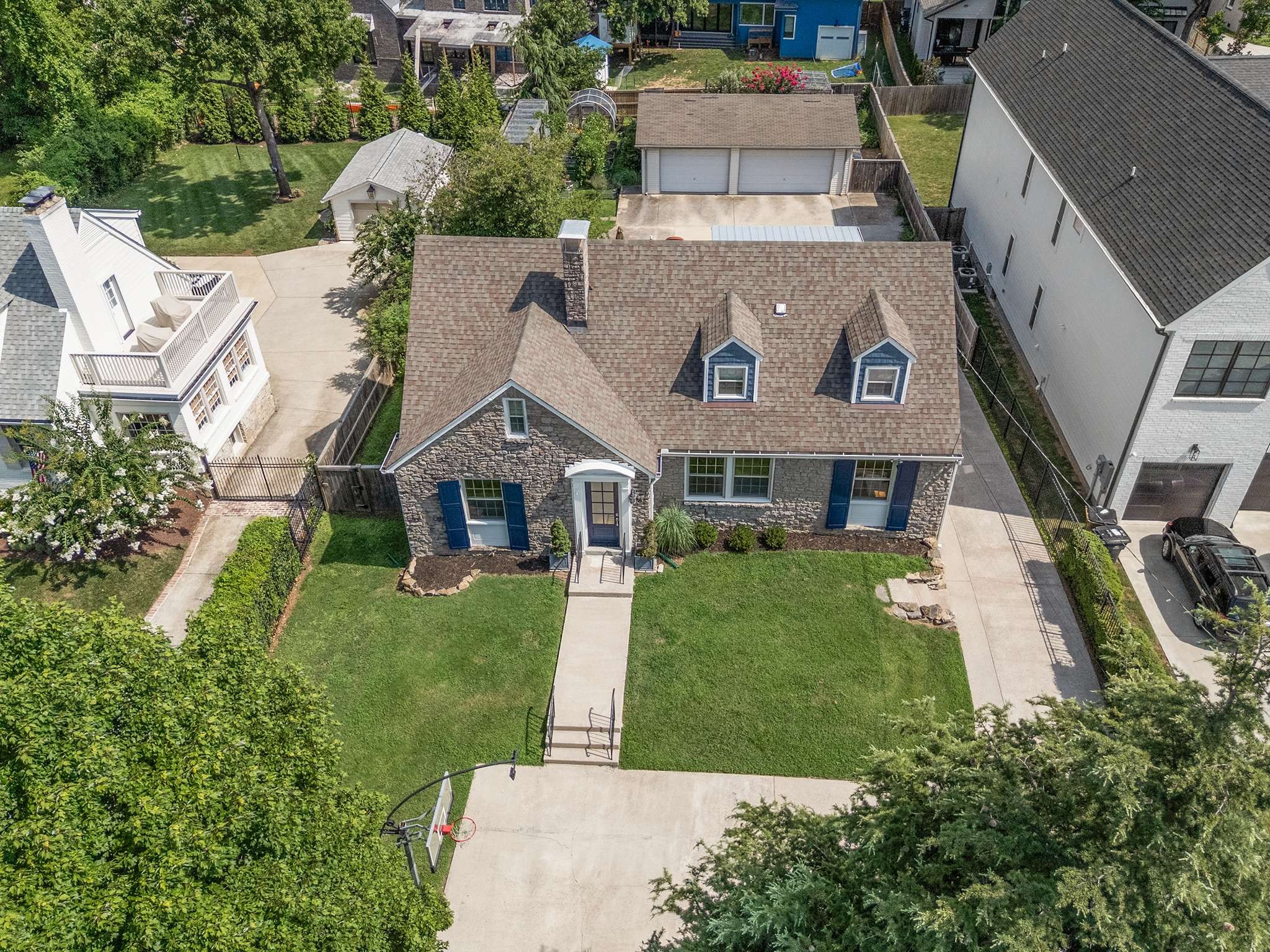 1498 Woodmont Blvd