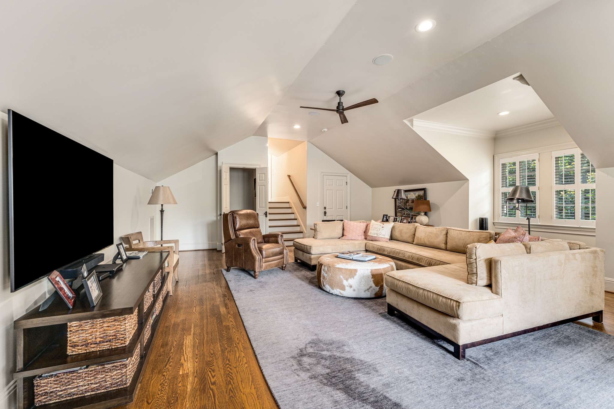 401 Lynnwood Blvd