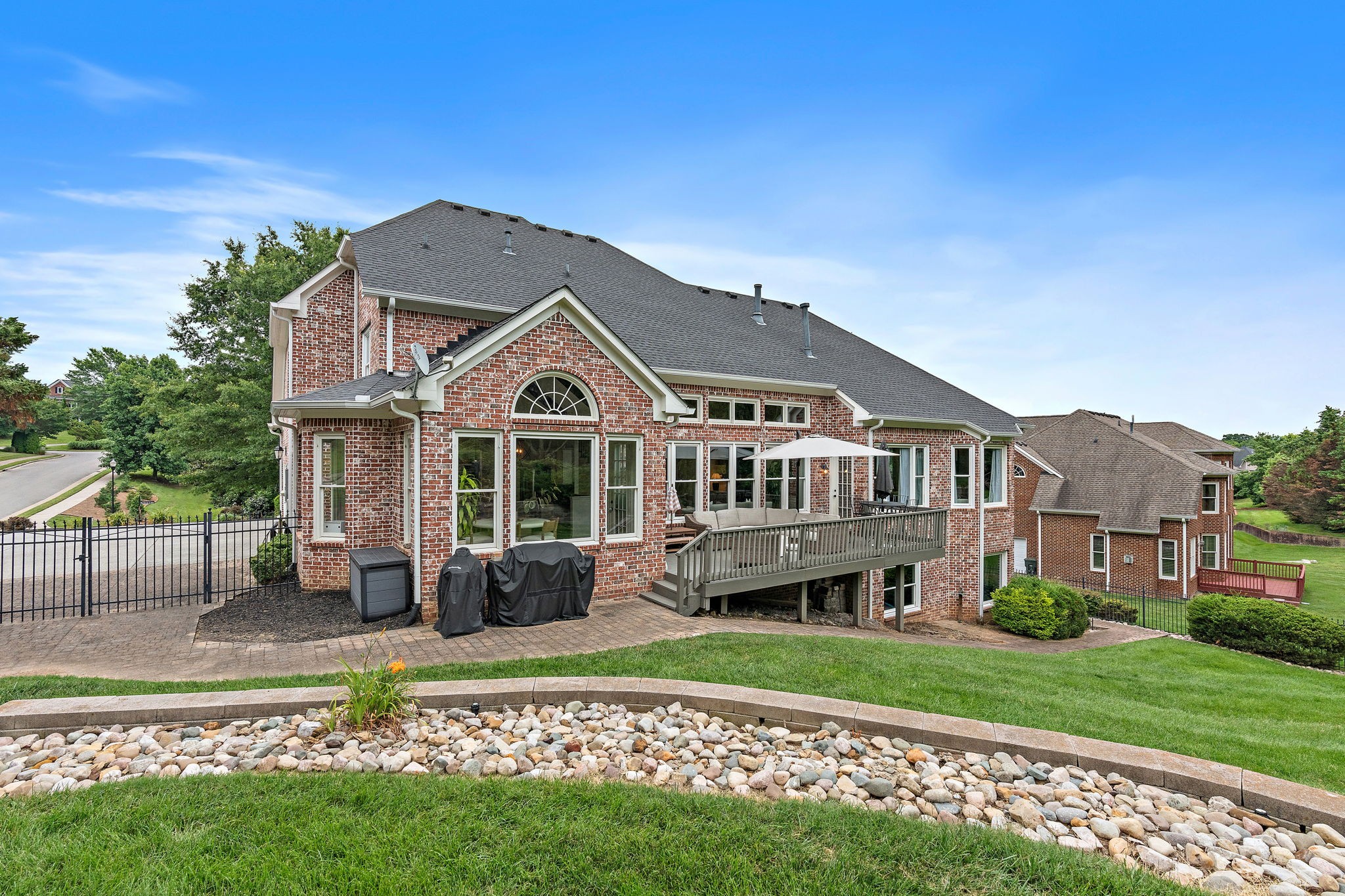 1187 Retreat Ln