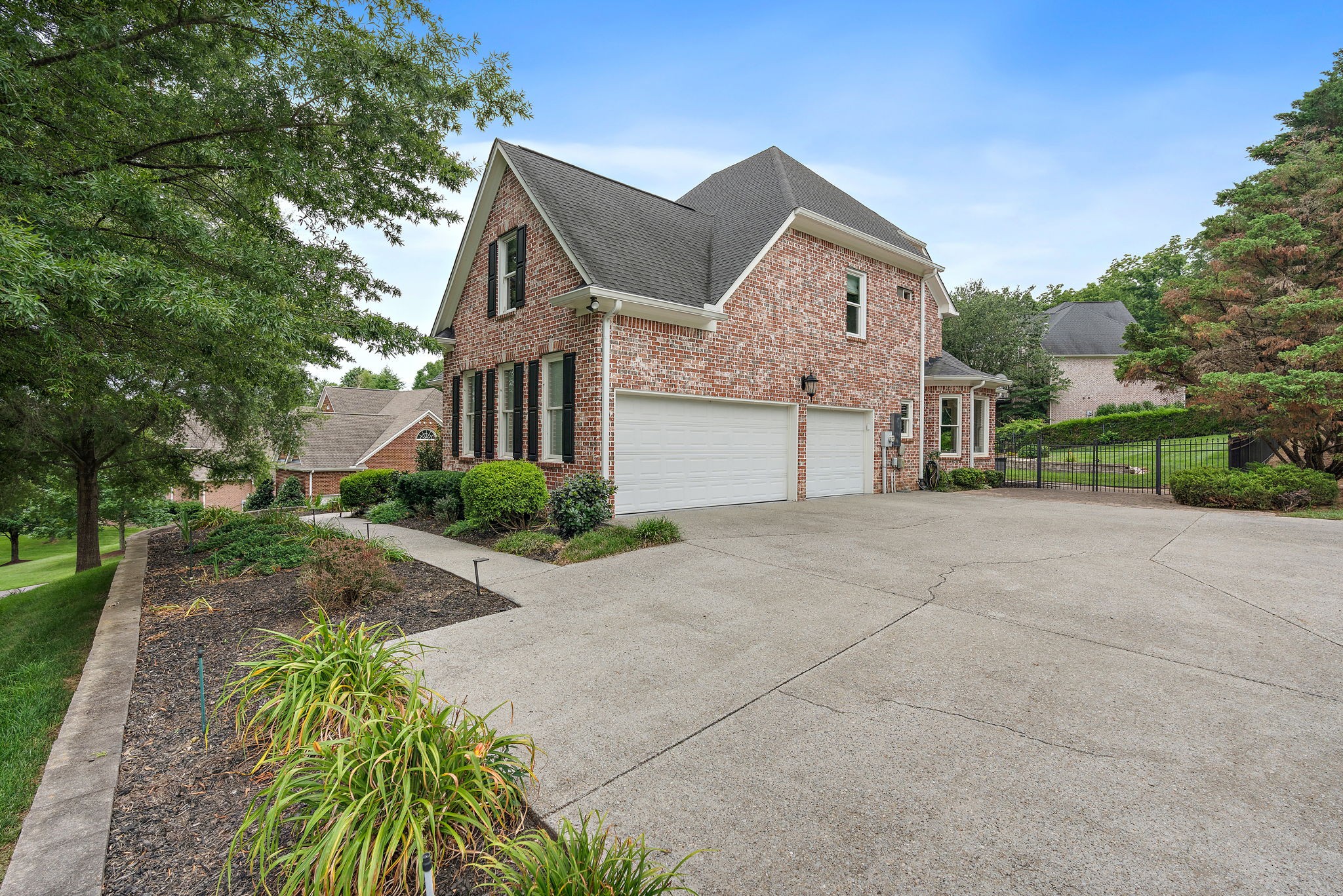 1187 Retreat Ln