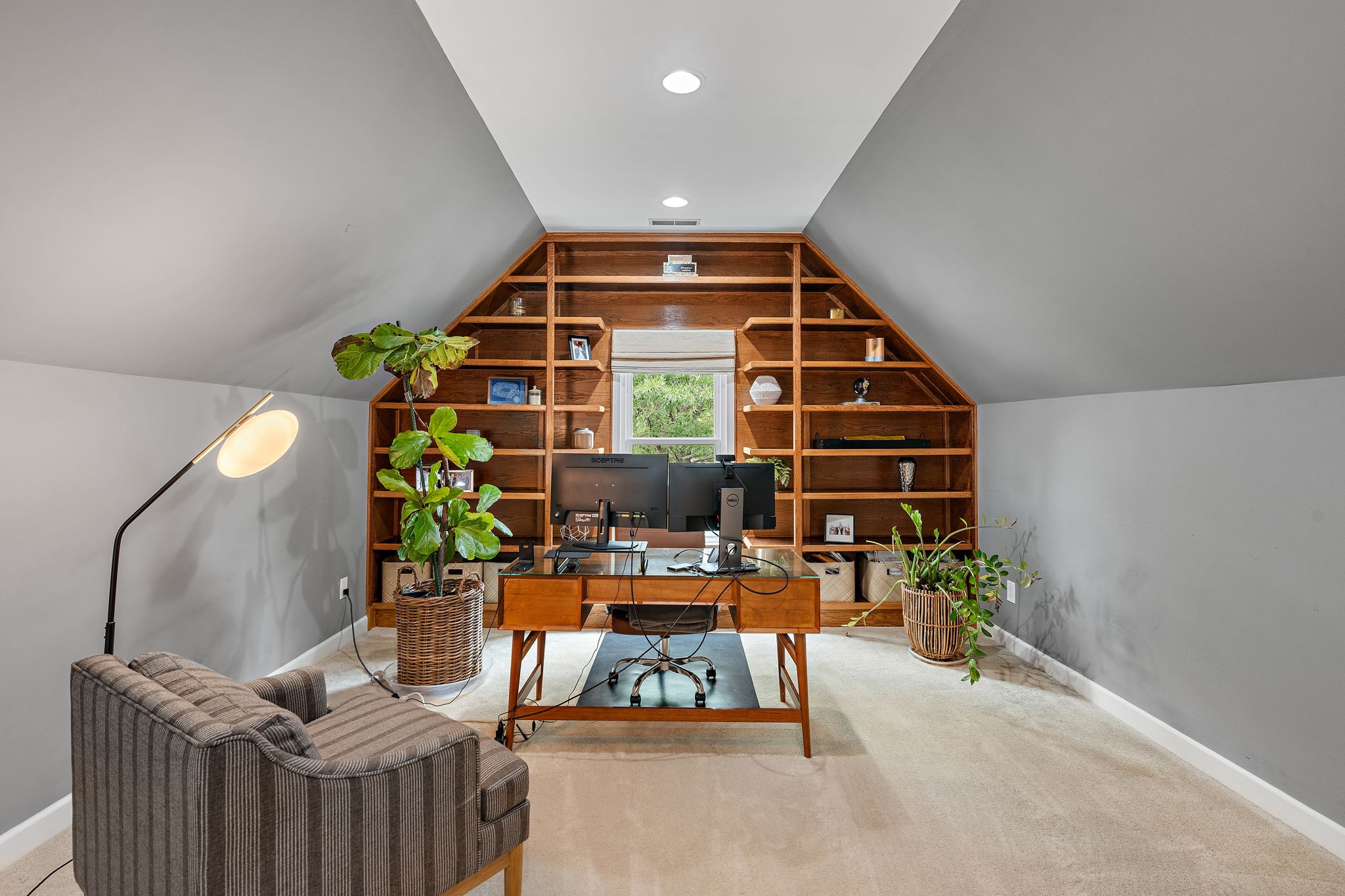 1187 Retreat Ln