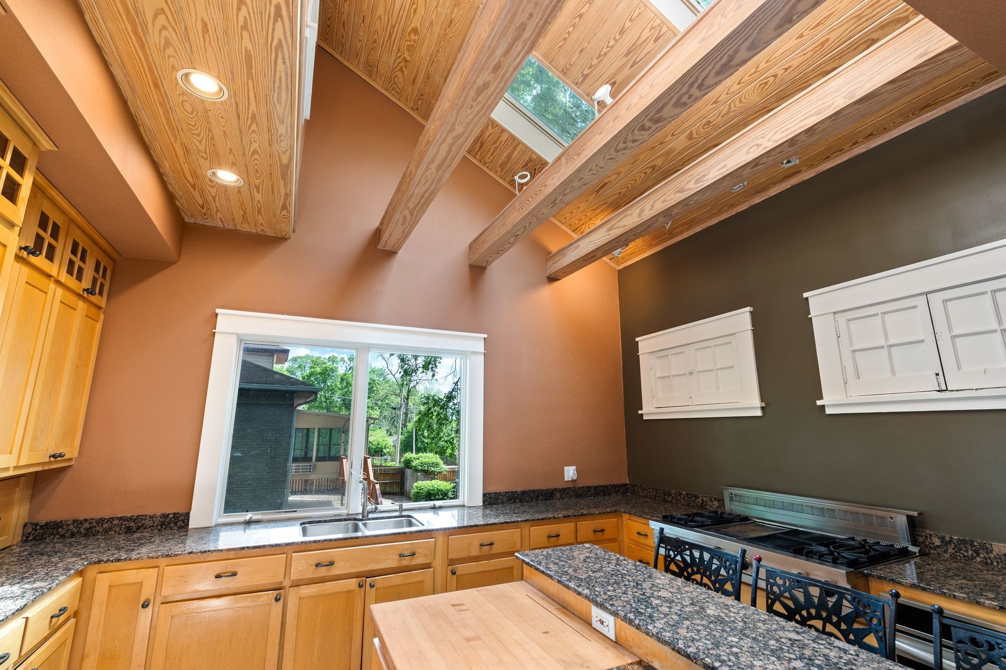 339 Chesterfield Ave