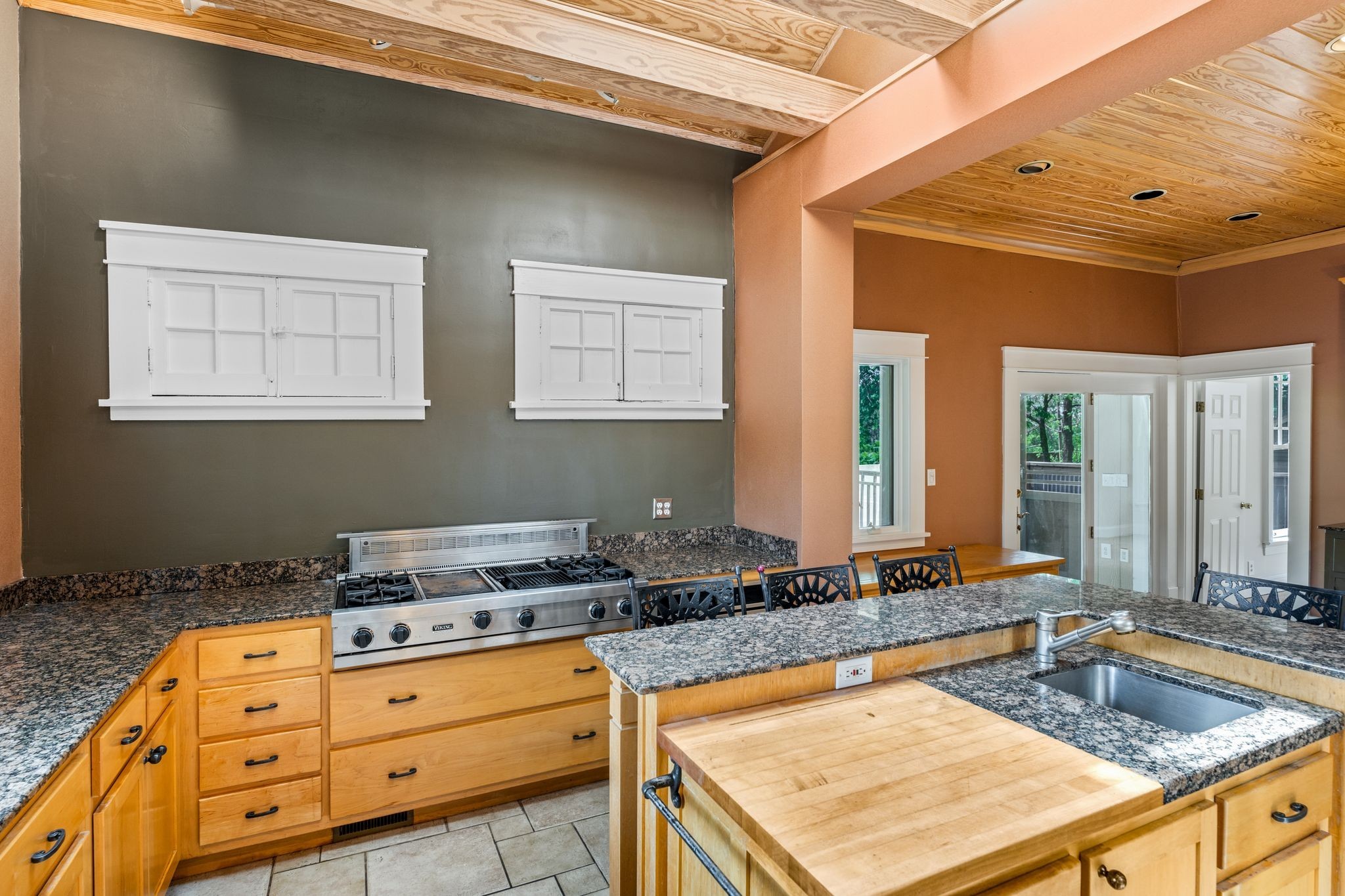 339 Chesterfield Ave