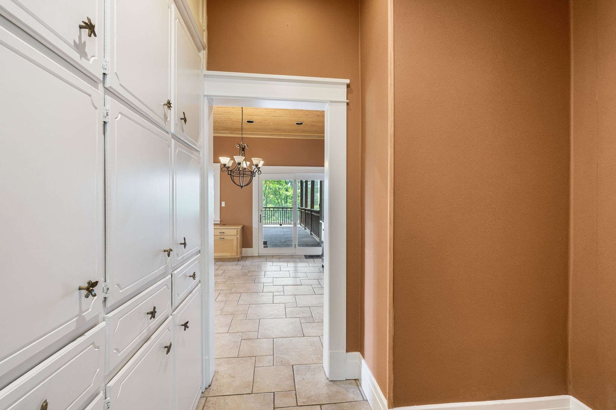 339 Chesterfield Ave