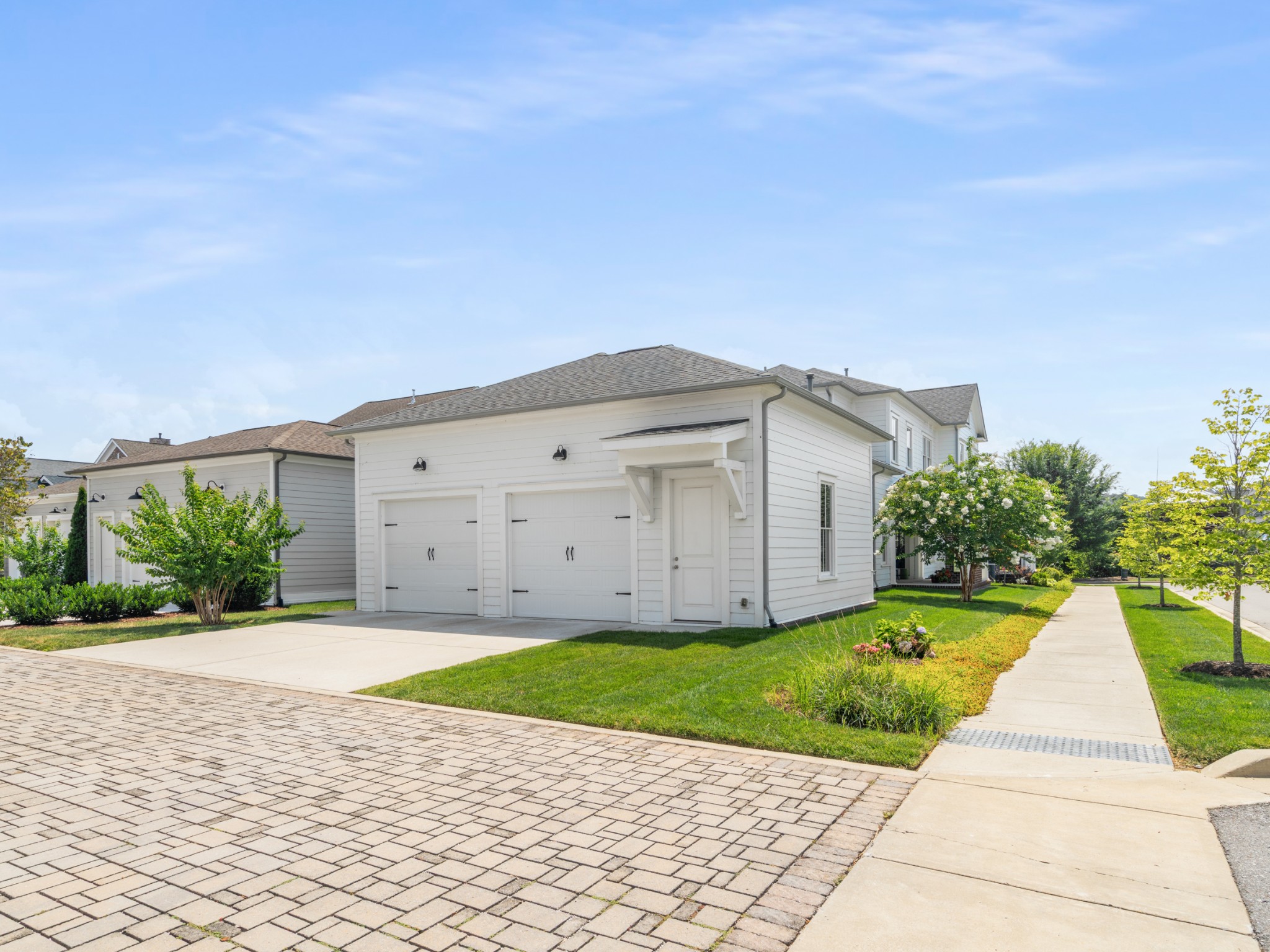 220 Meriwether Blvd