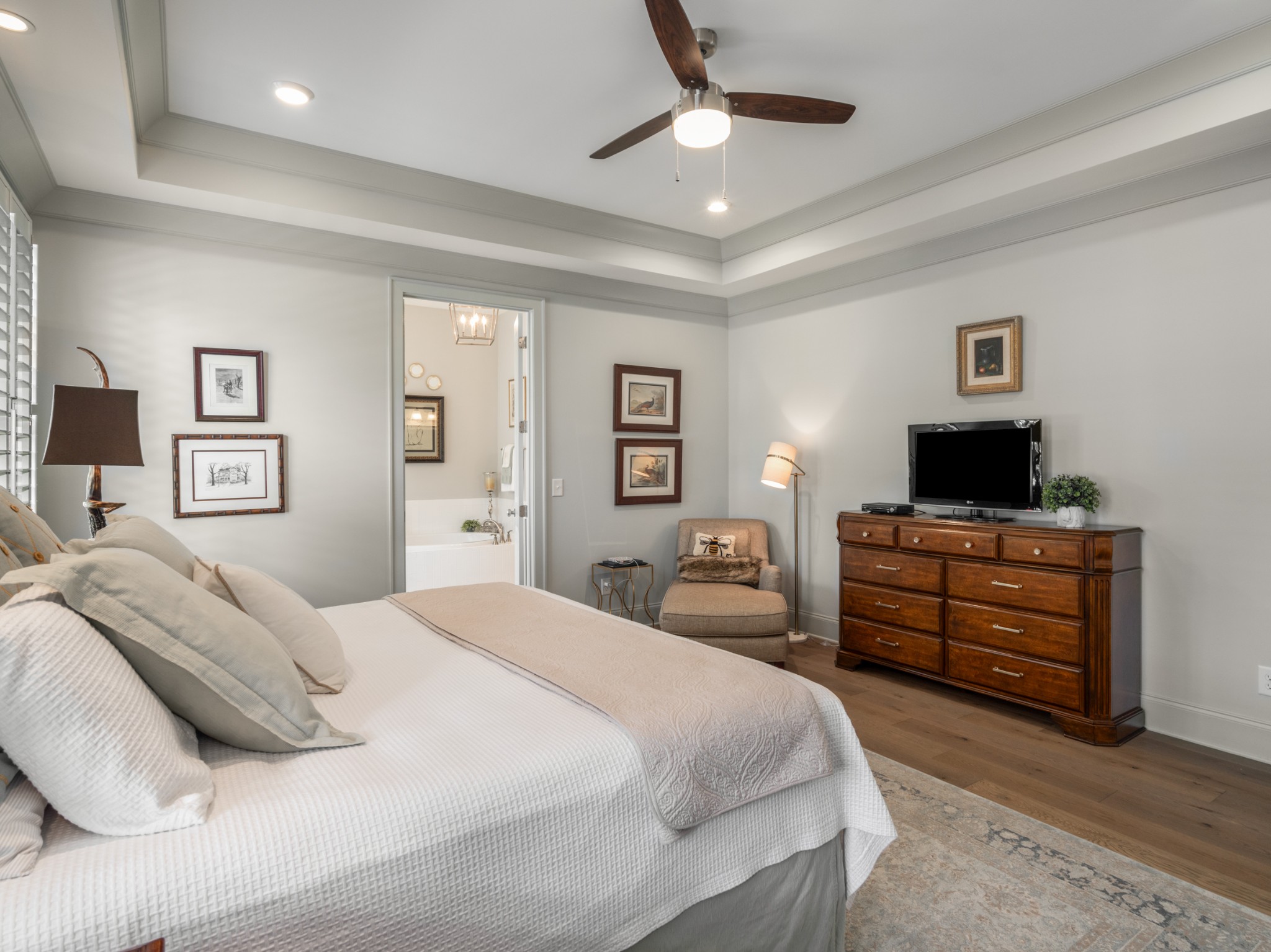 220 Meriwether Blvd