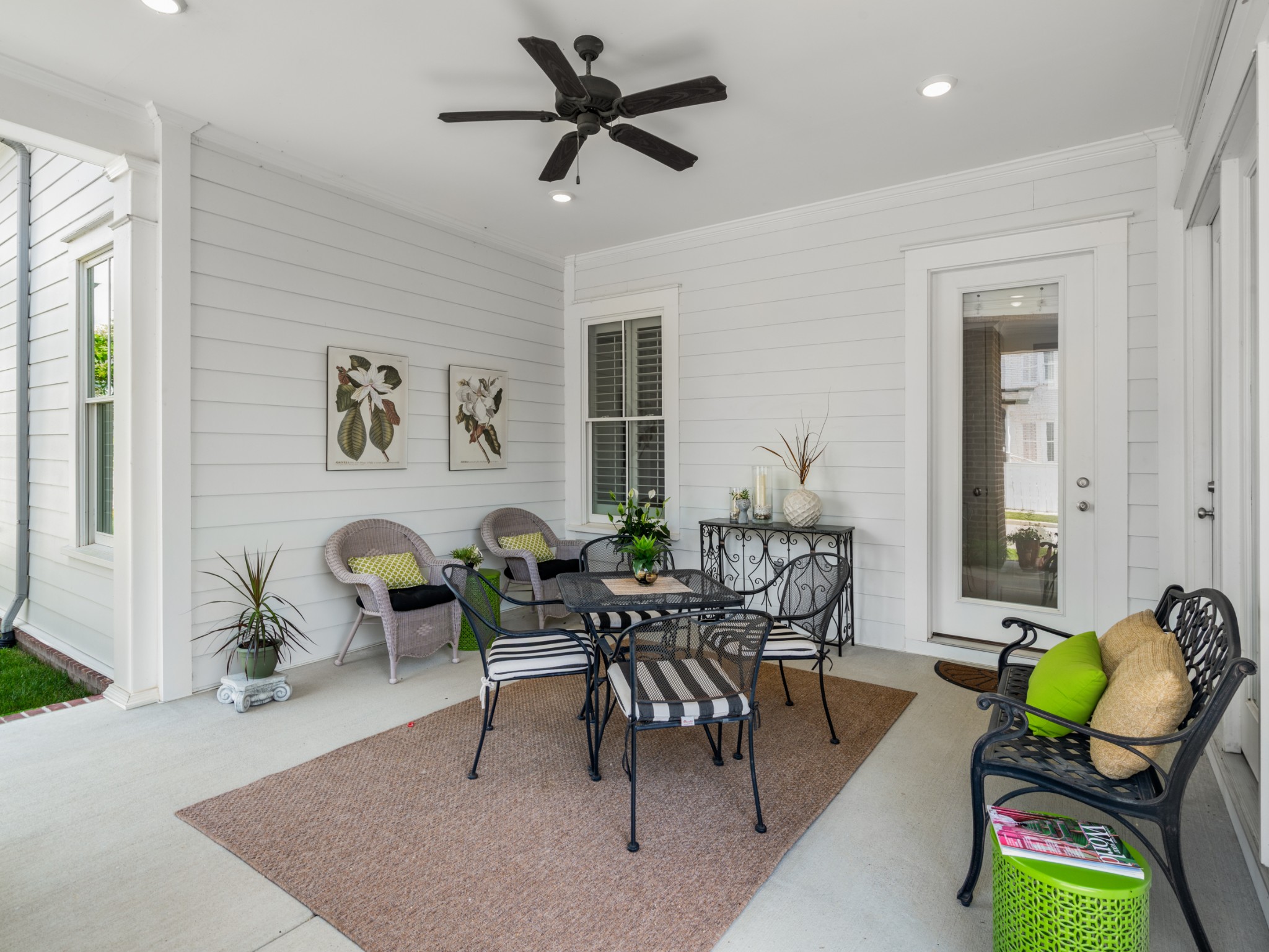 220 Meriwether Blvd
