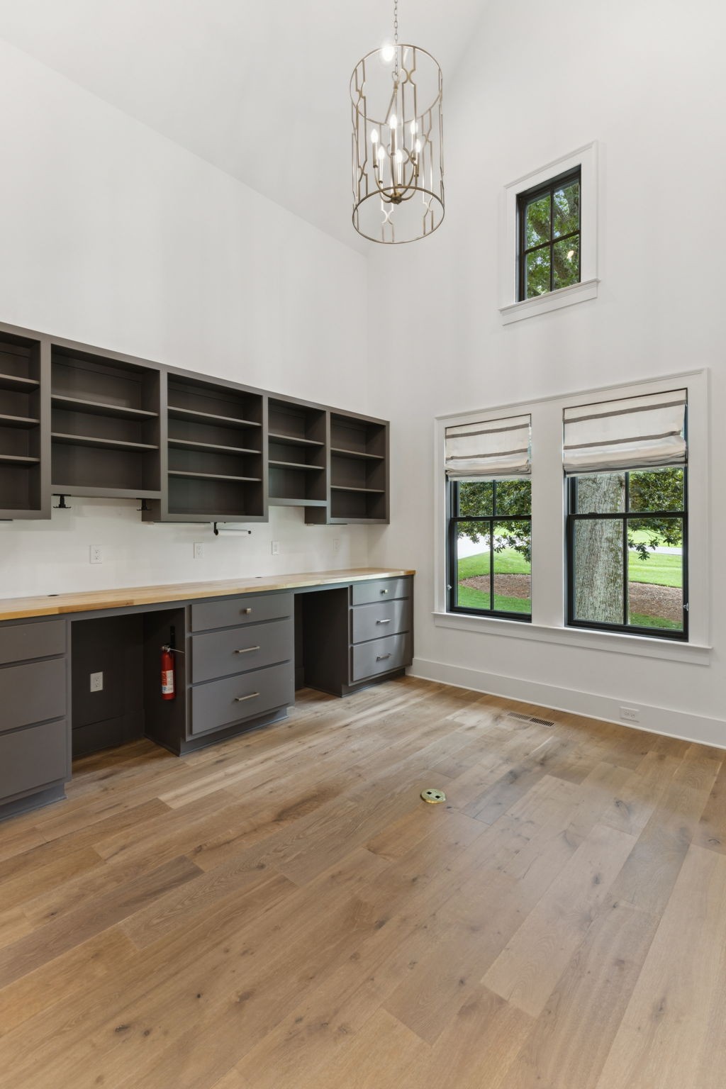 910 Robertson Academy Rd