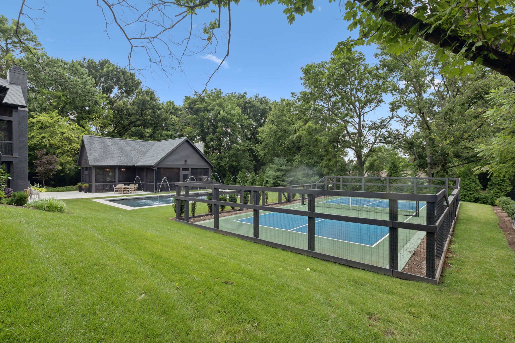 910 Robertson Academy Rd