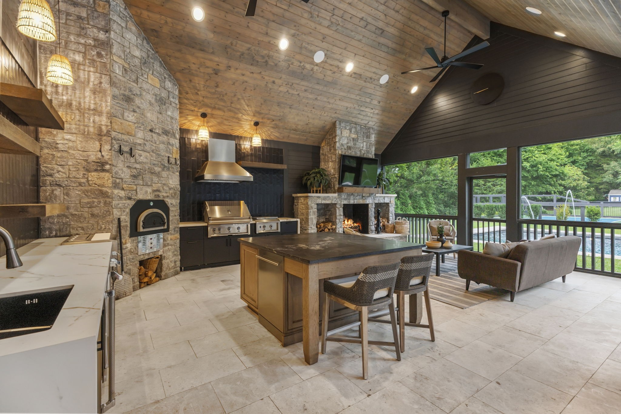 910 Robertson Academy Rd