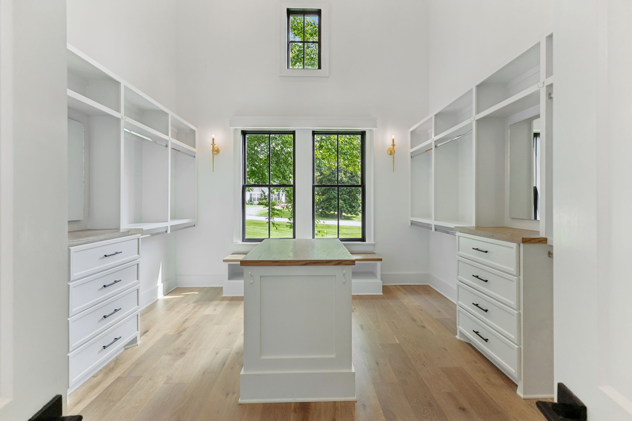 910 Robertson Academy Rd