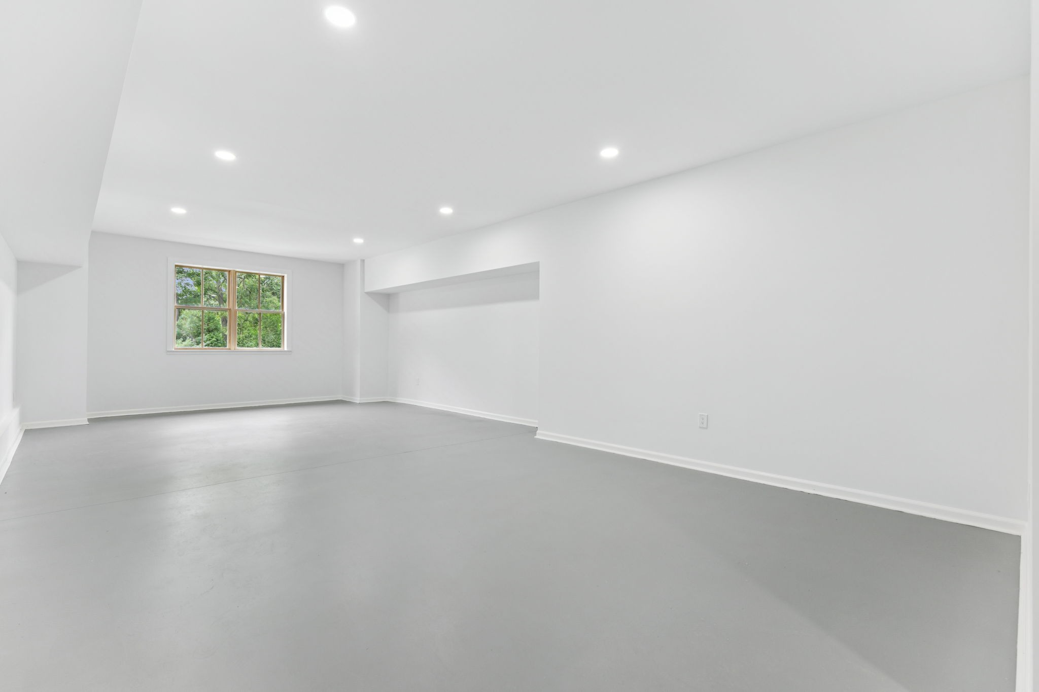 910 Robertson Academy Rd