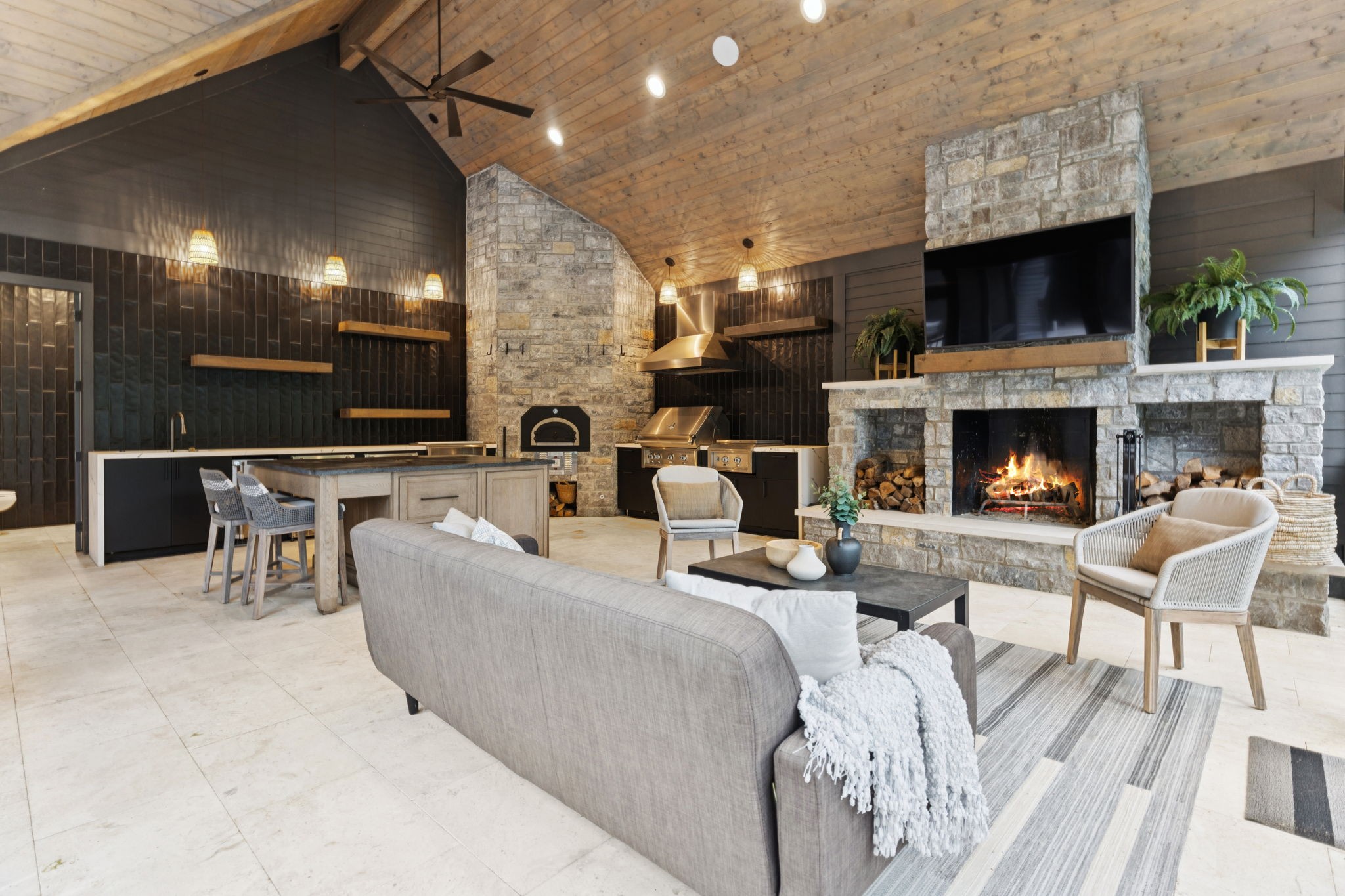 910 Robertson Academy Rd