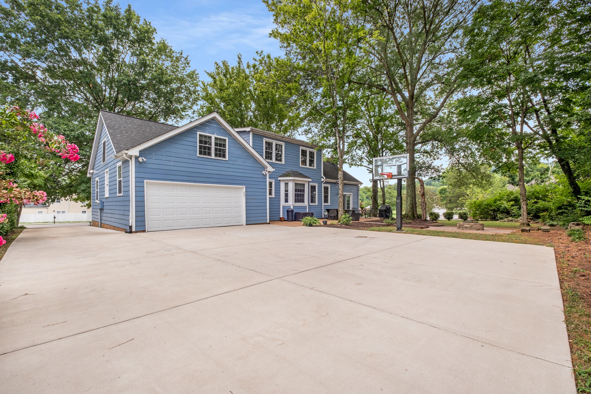 609 Foxborough Sq, N