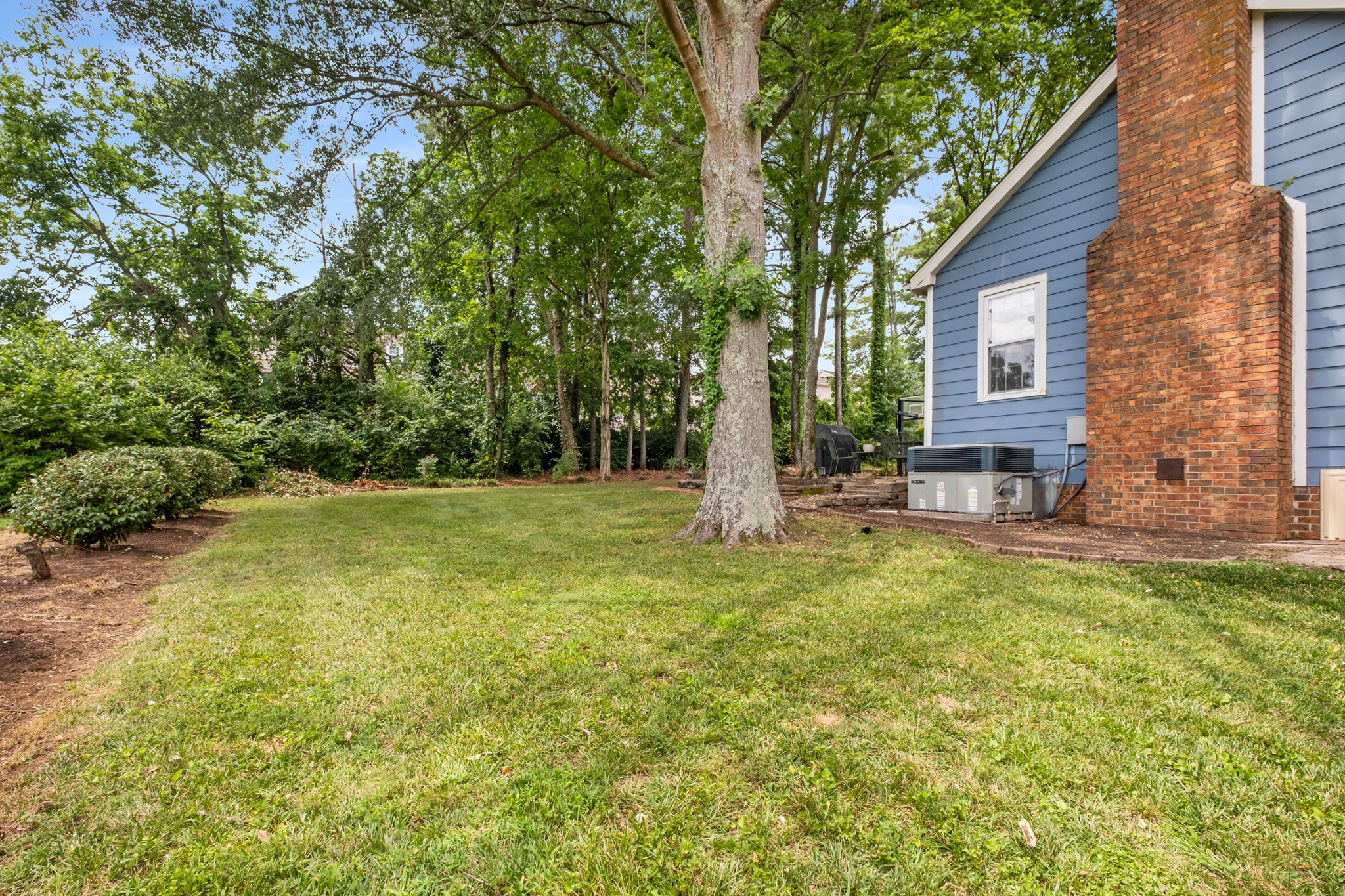609 Foxborough Sq, N