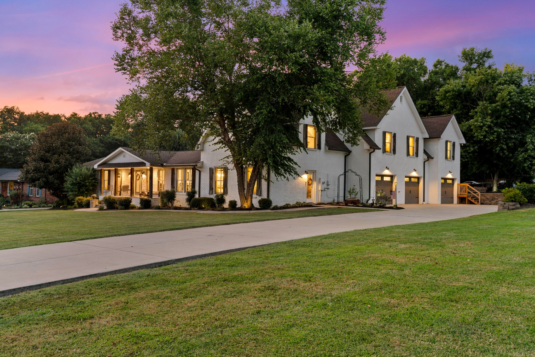 801 Loretta Dr