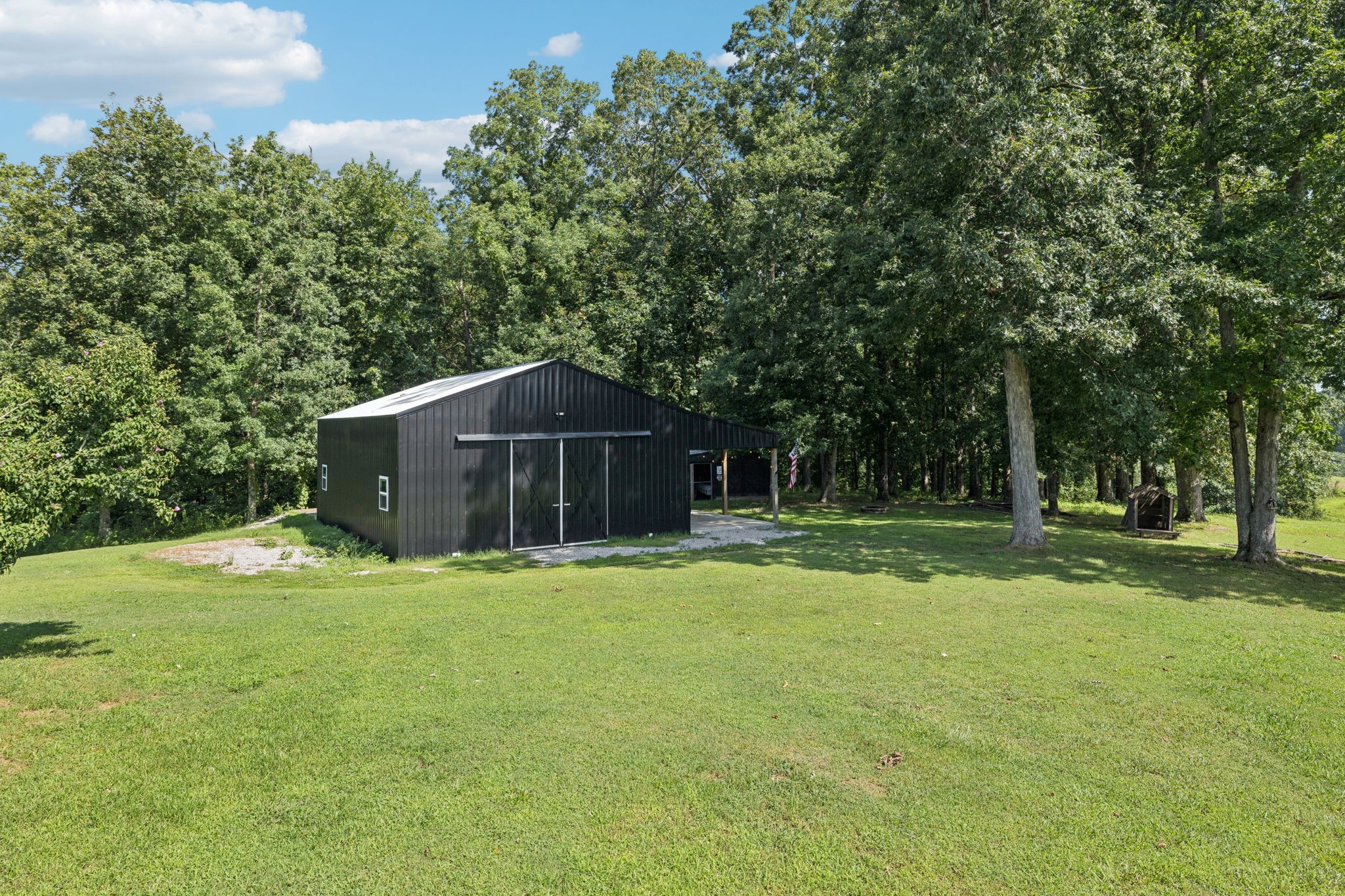 6036 New Highway 7