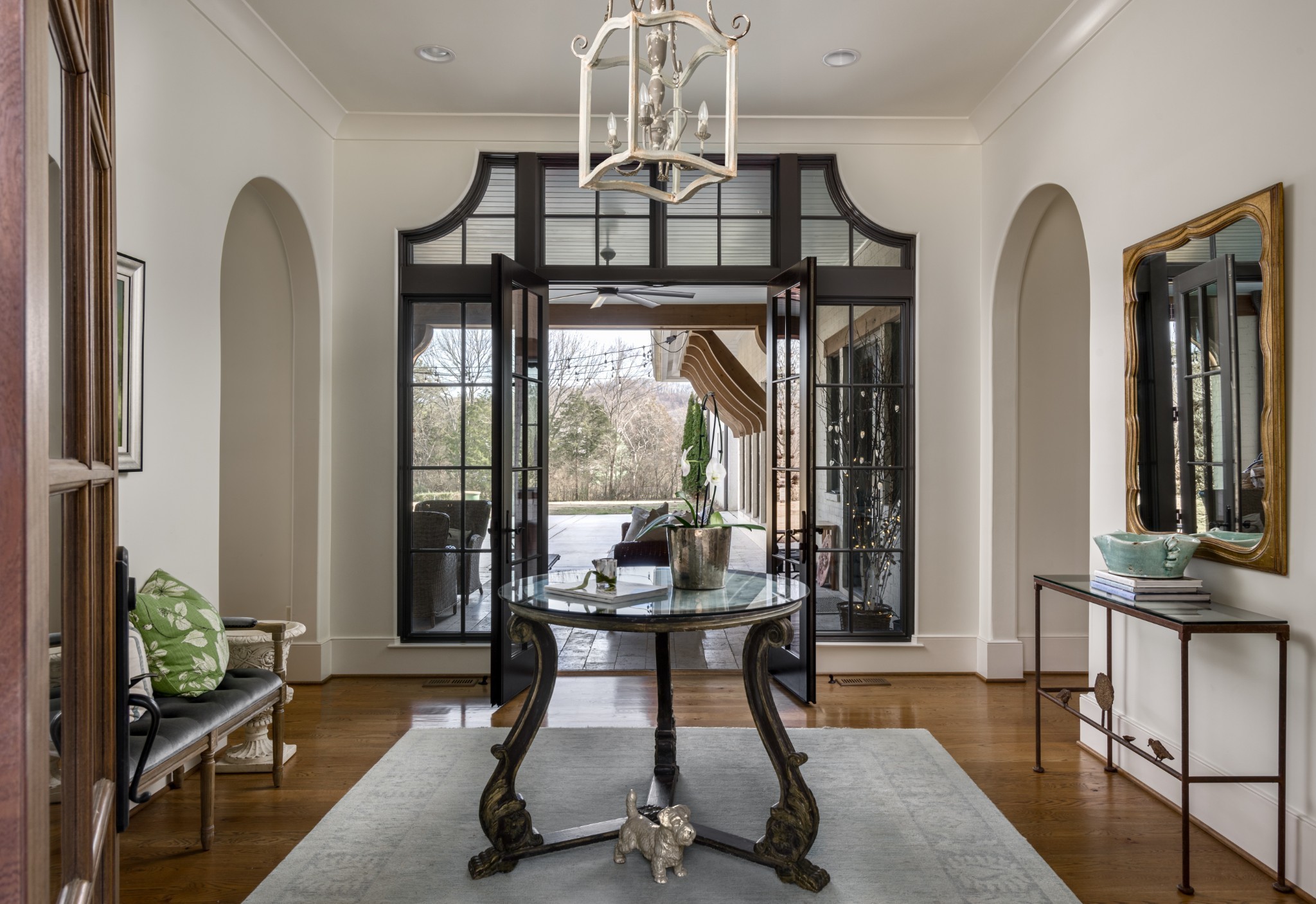 6120 Hillsboro Pike