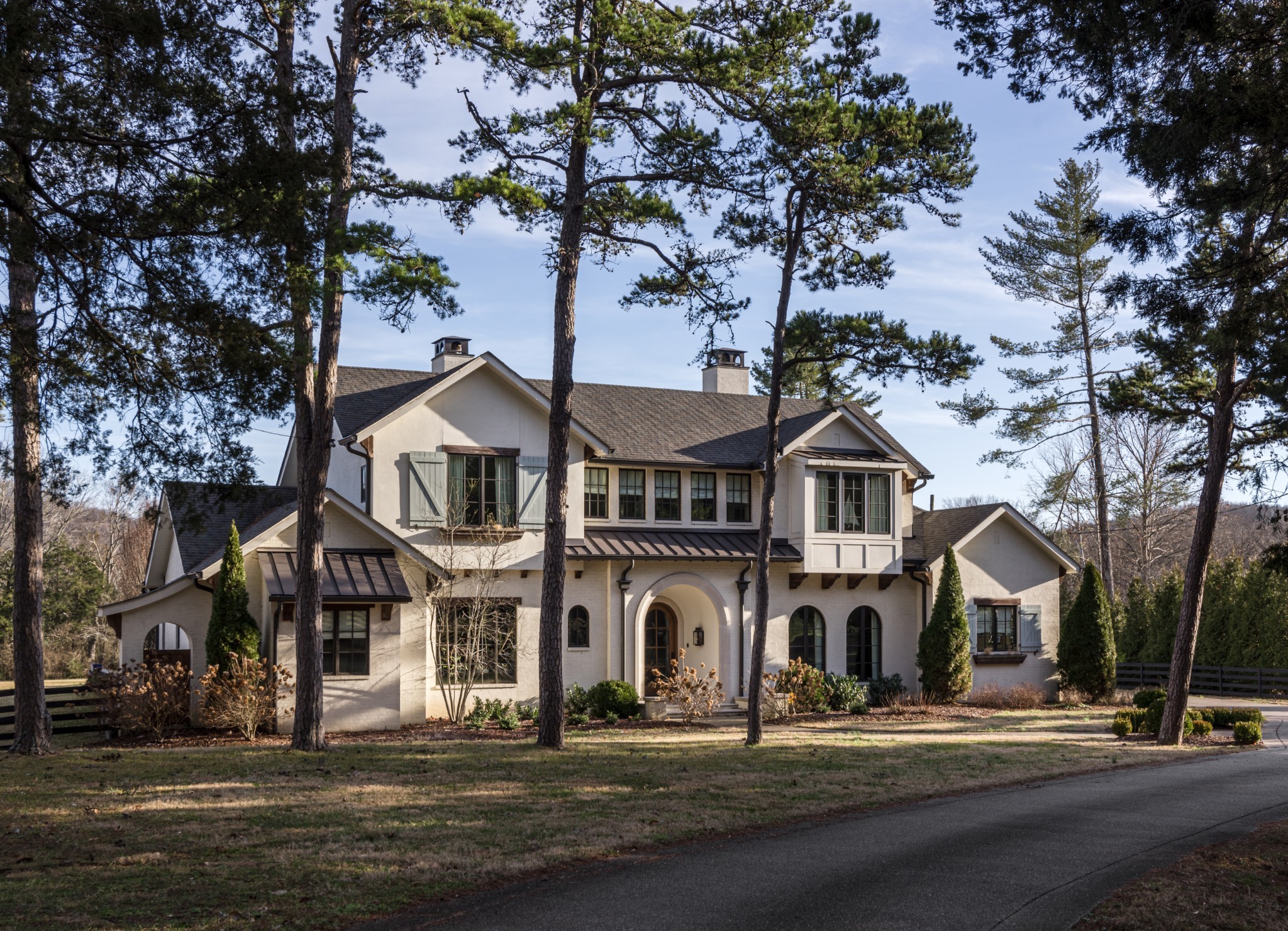 6120 Hillsboro Pike