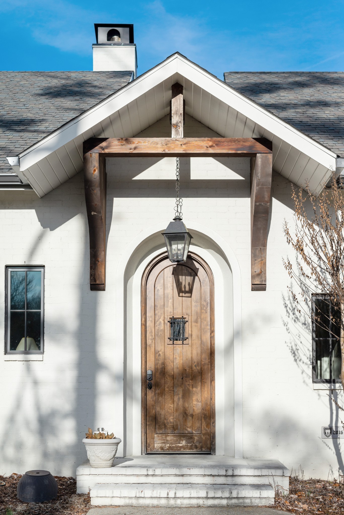 6120 Hillsboro Pike