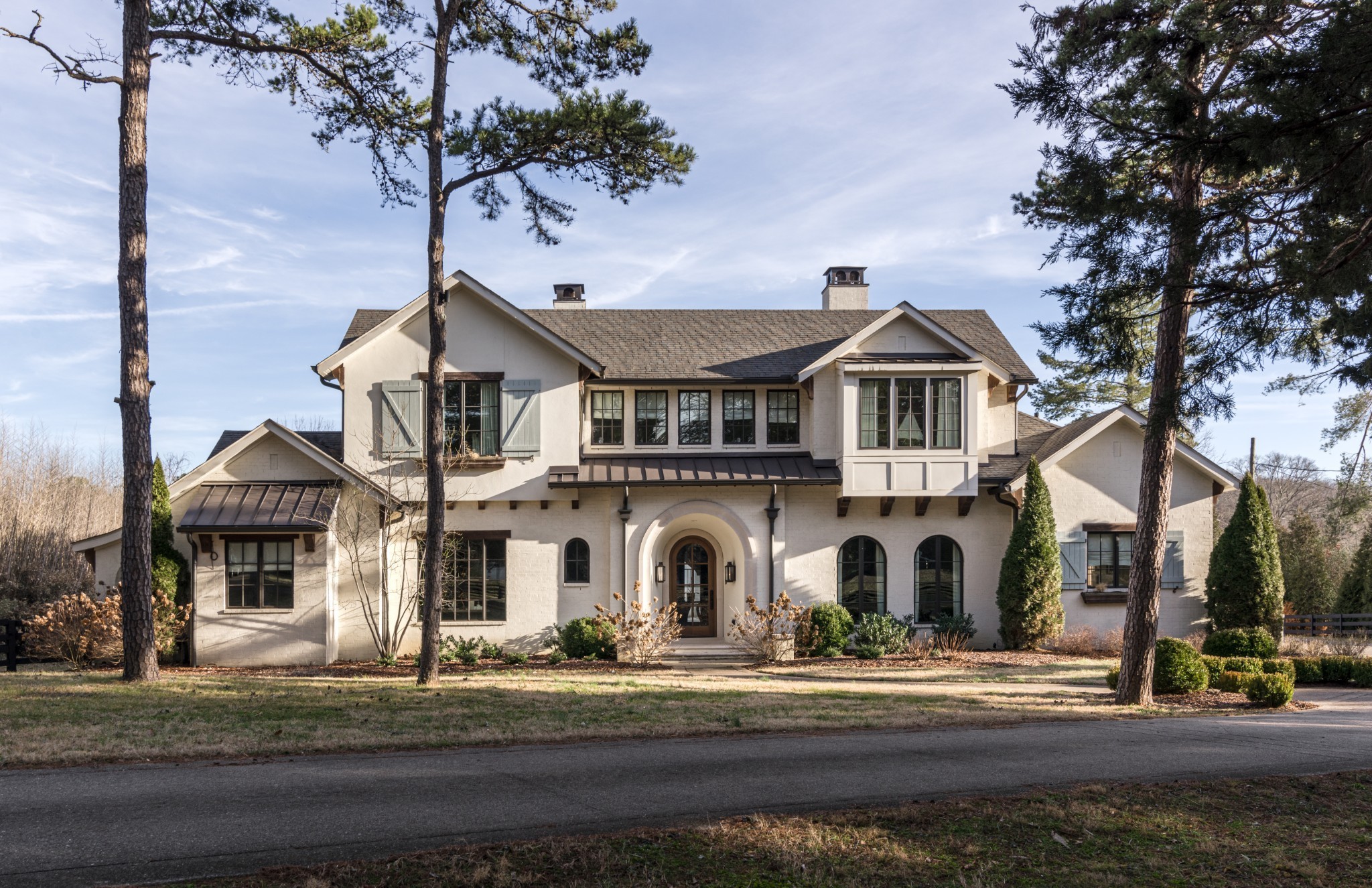 6120 Hillsboro Pike