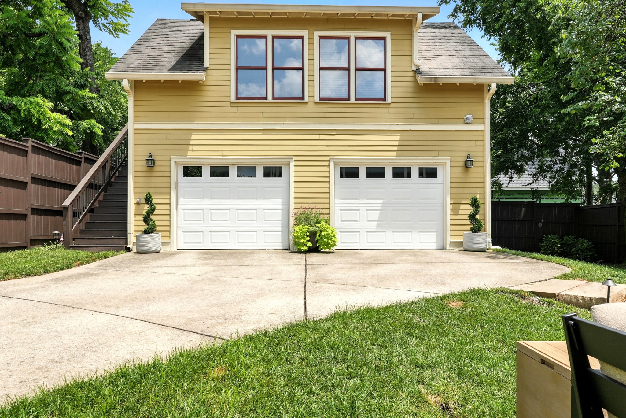 406 N 17th St