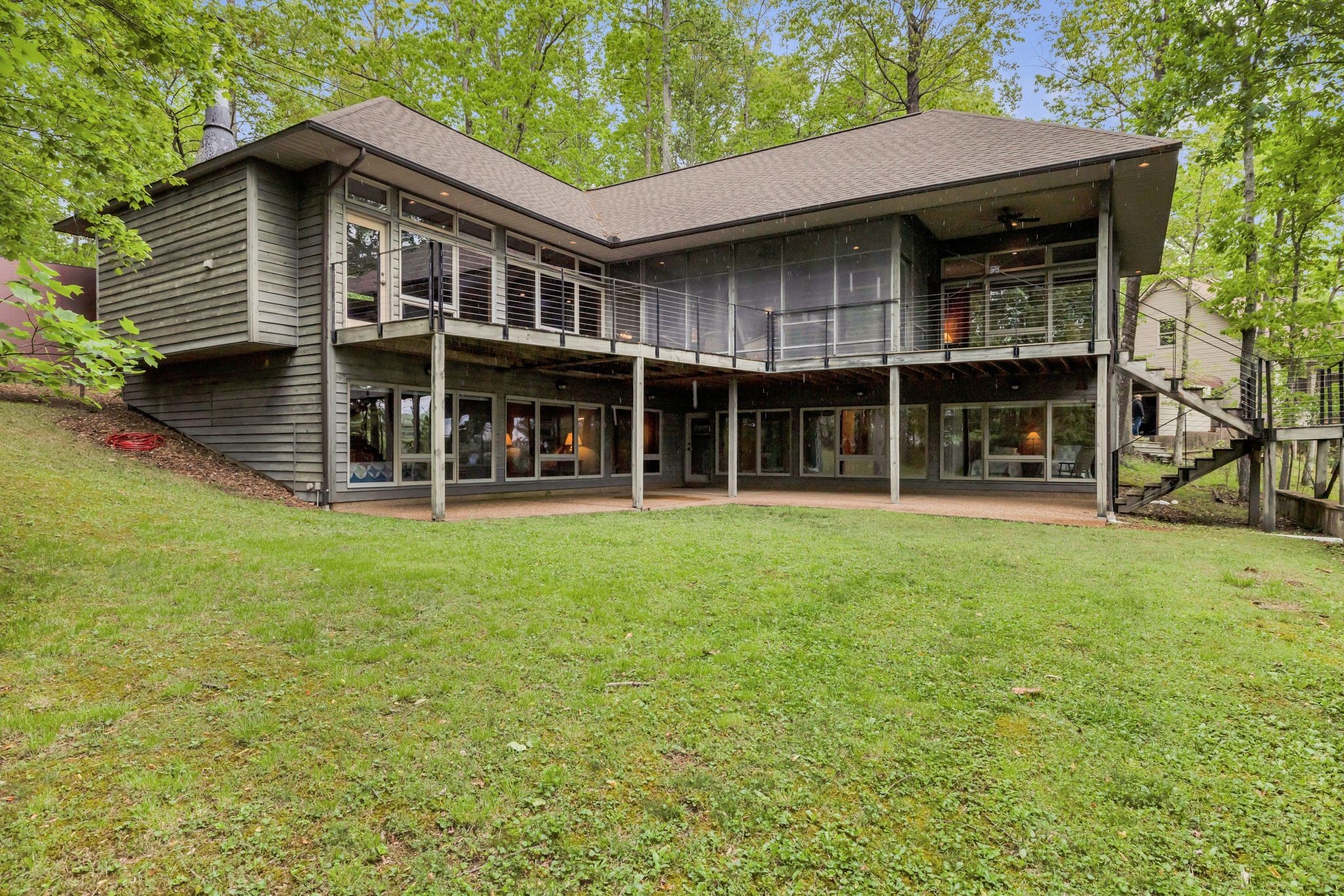 1836 Ridge Cliff Dr